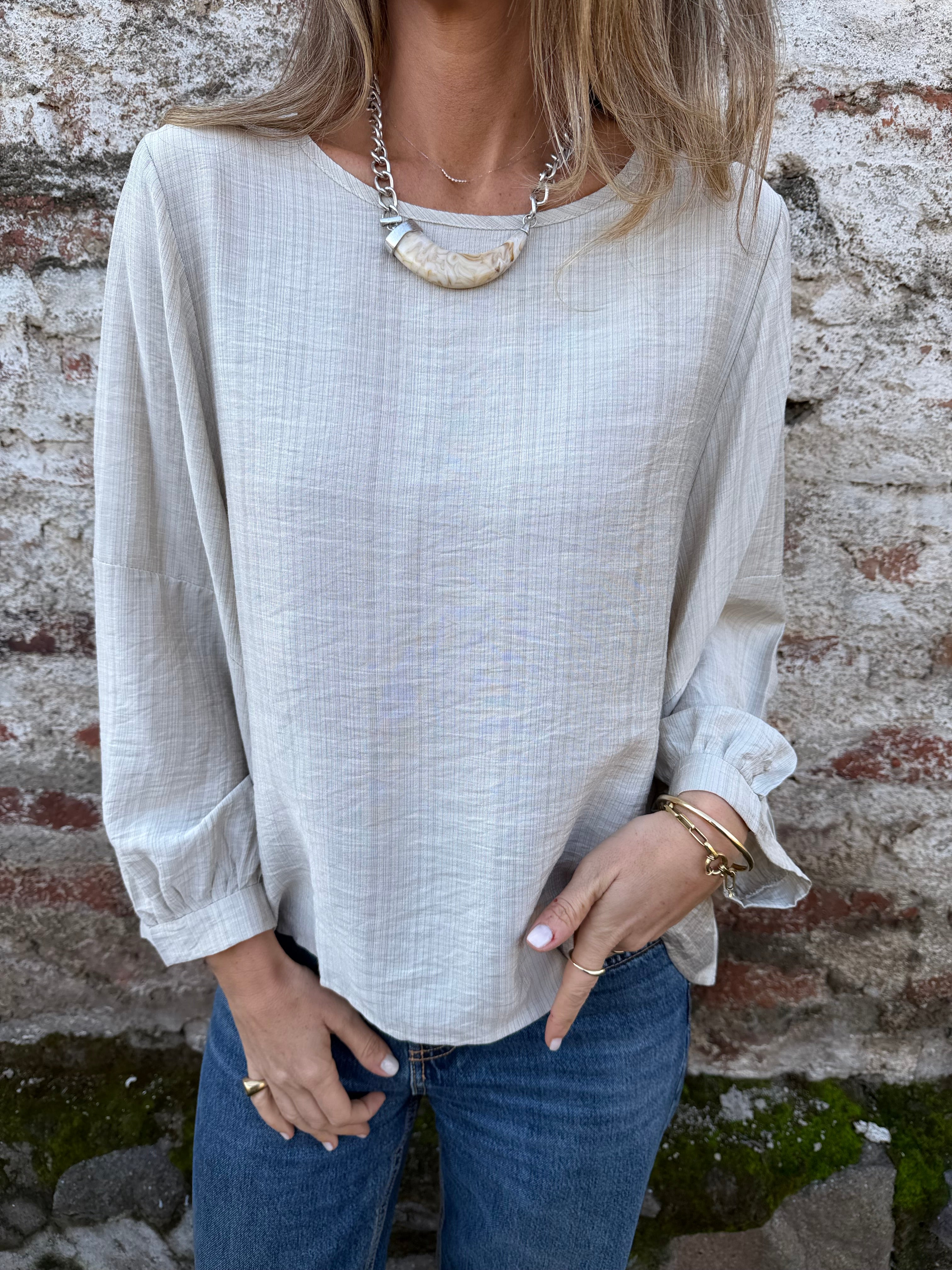 Blusa rayón manguitas globo beige