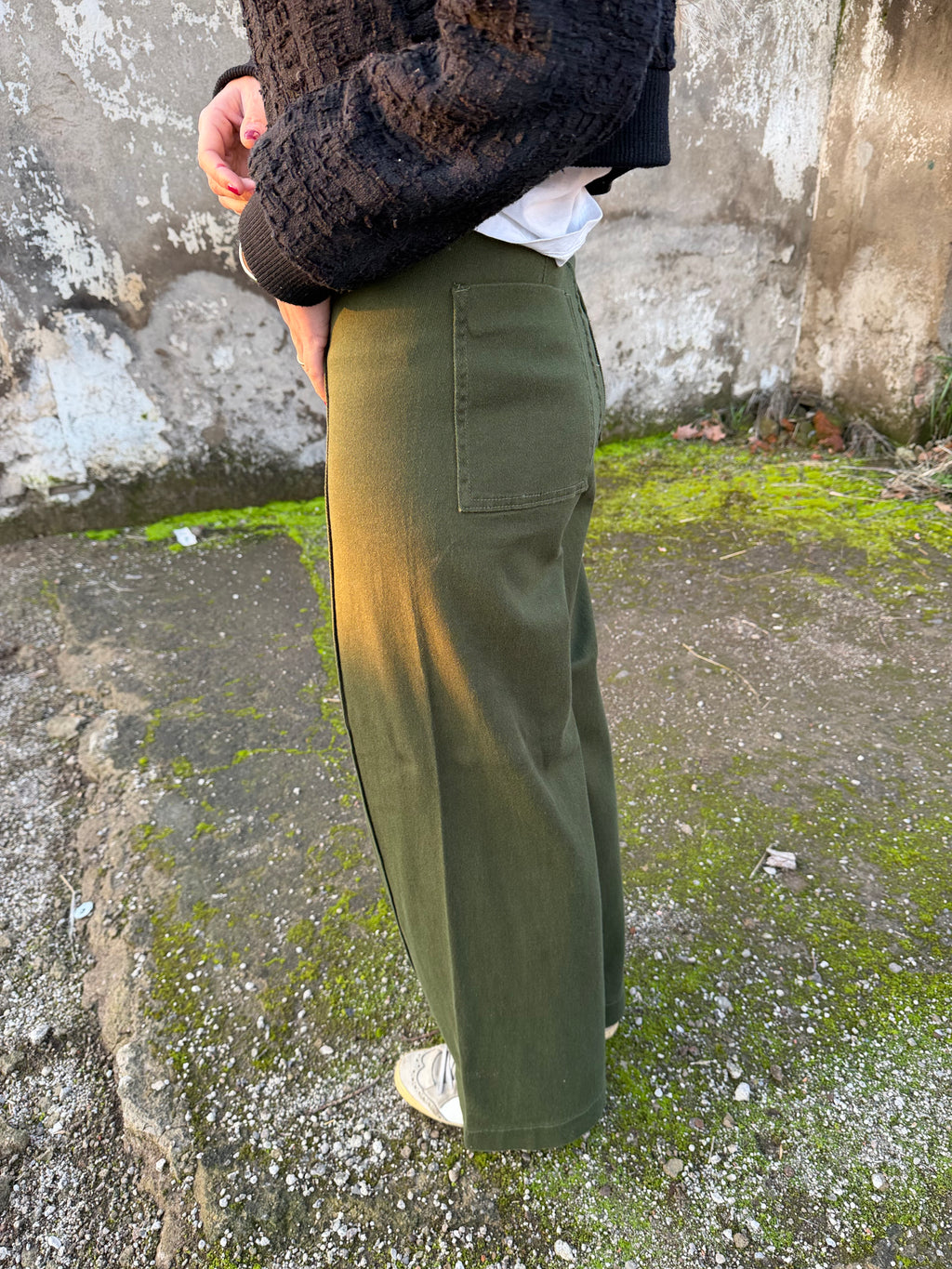 Pantalón tiro alto verde oscuro