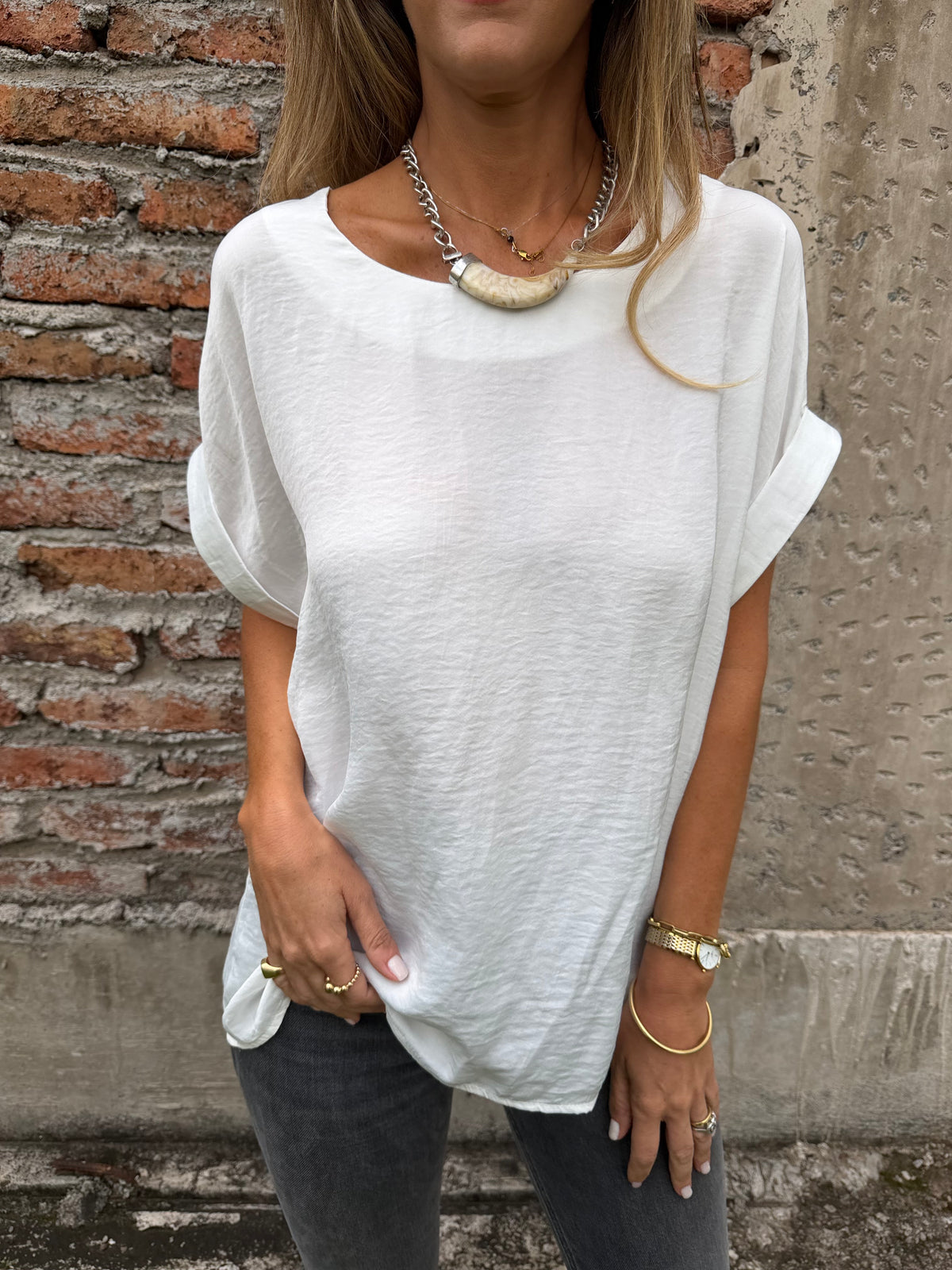 Blusa básica seda blanca