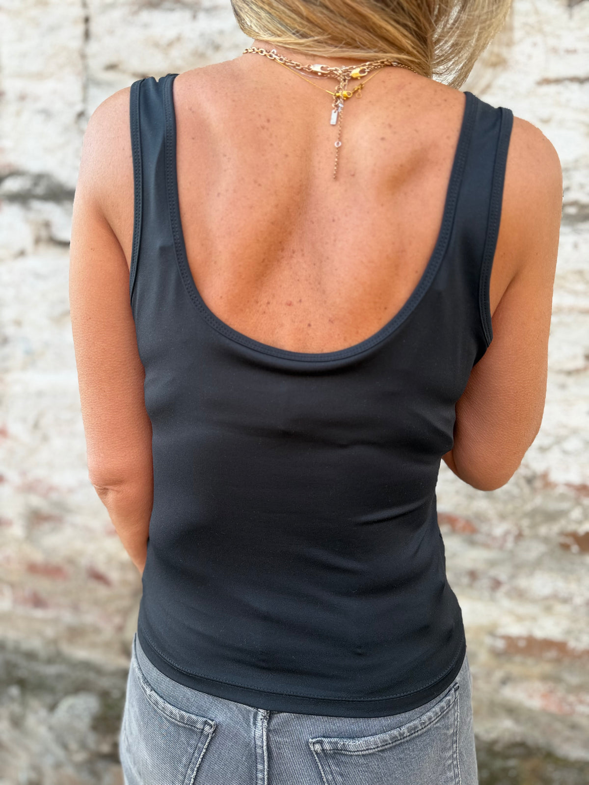 Polera lycra increíble negra