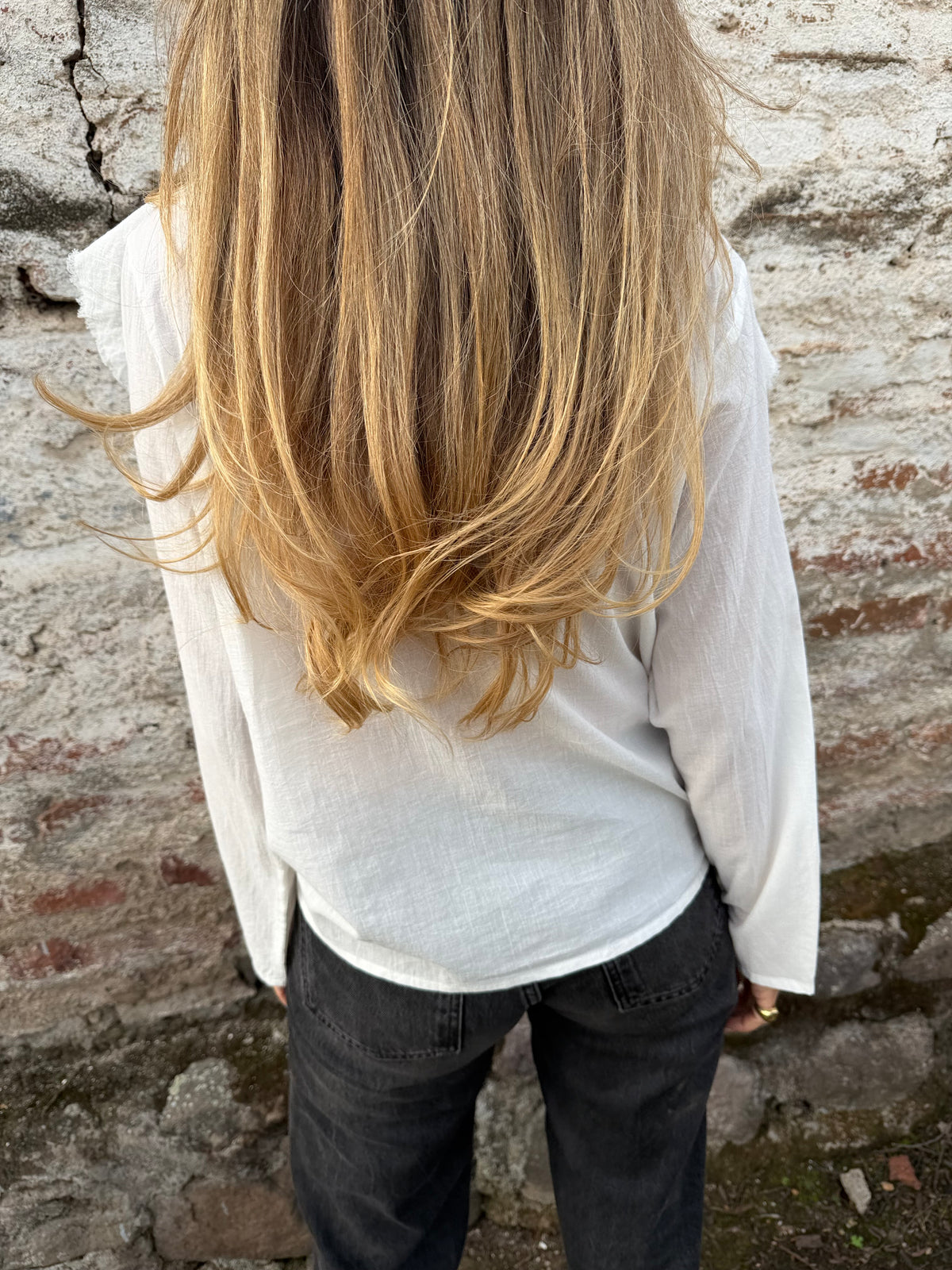 Blusa super vuelos rústica blanca