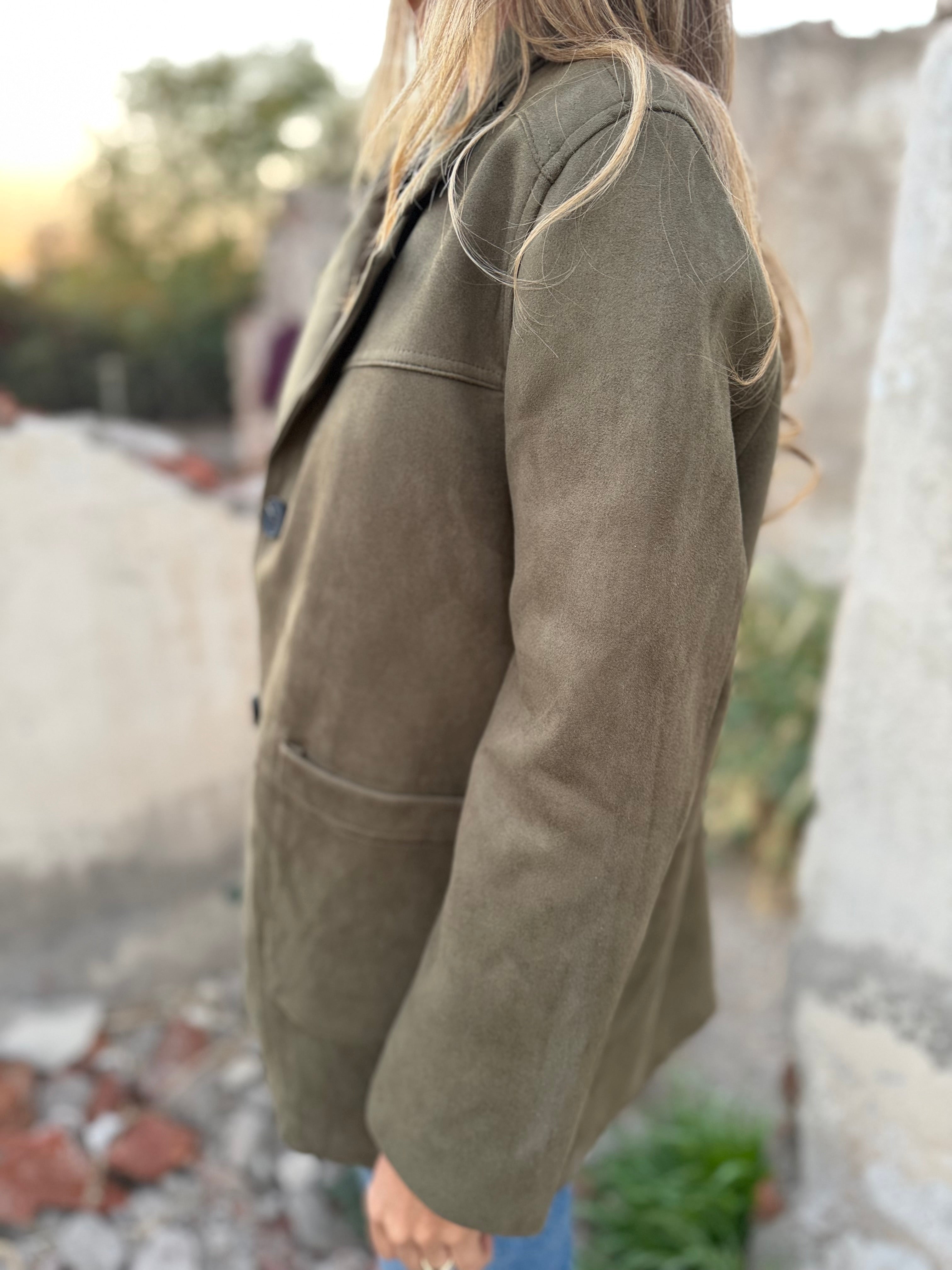 Chaquetón efecto gamuza soñado verde musgo