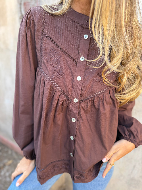Blusa cedrón café