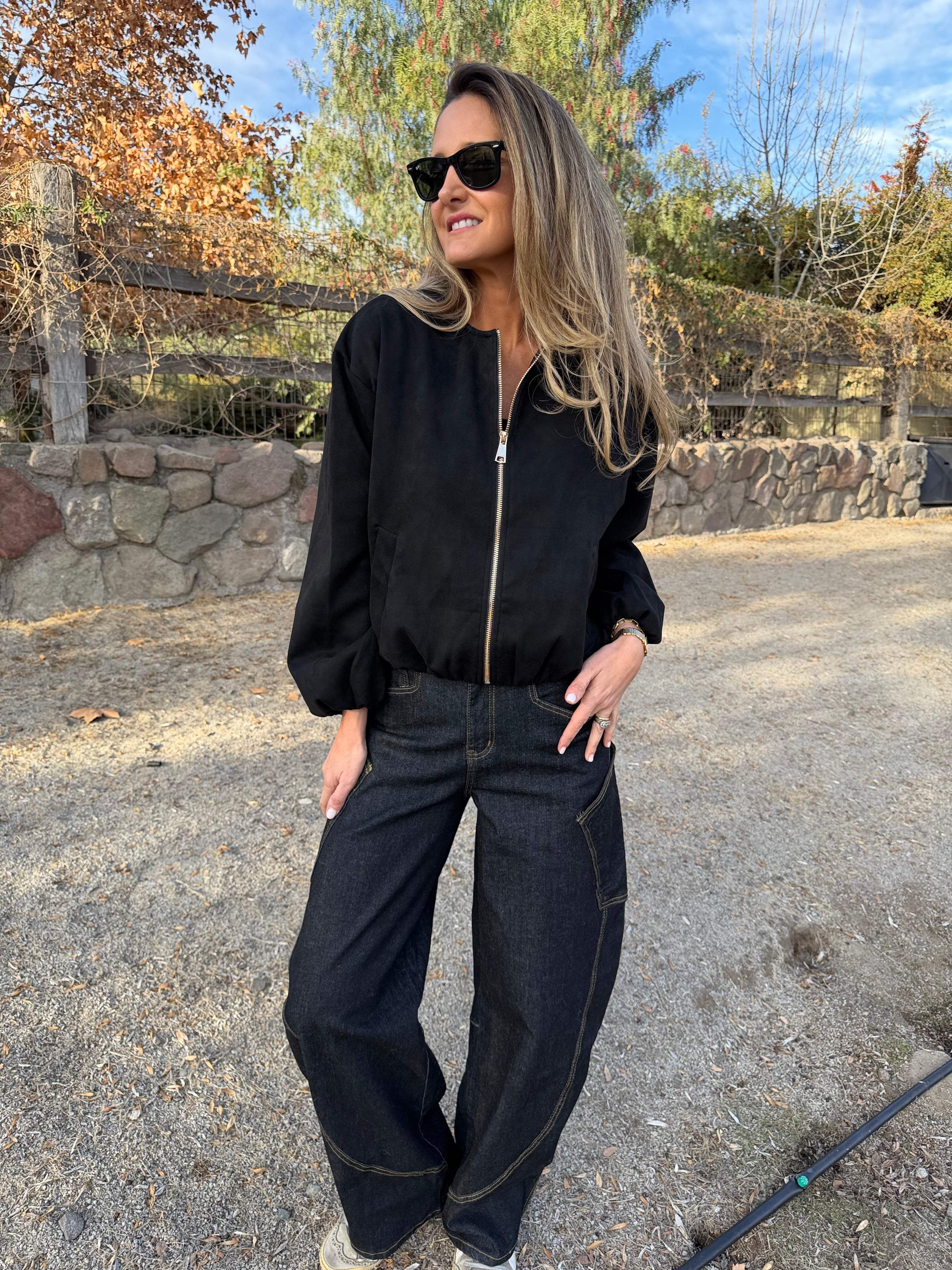 Chaqueta gamuza englobada negra