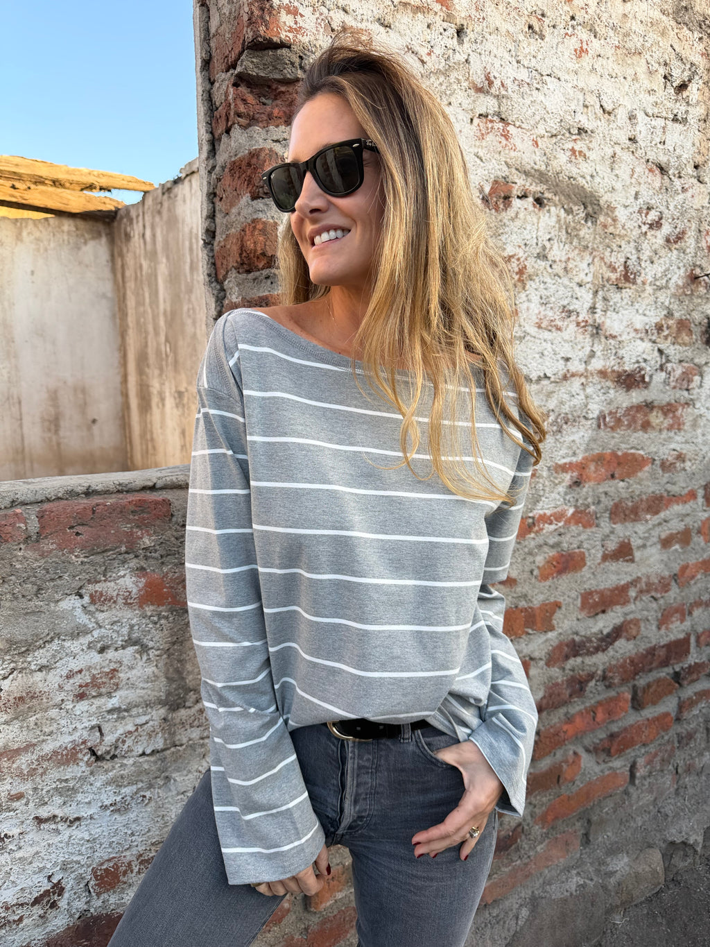 Polera algodón rayas gris
