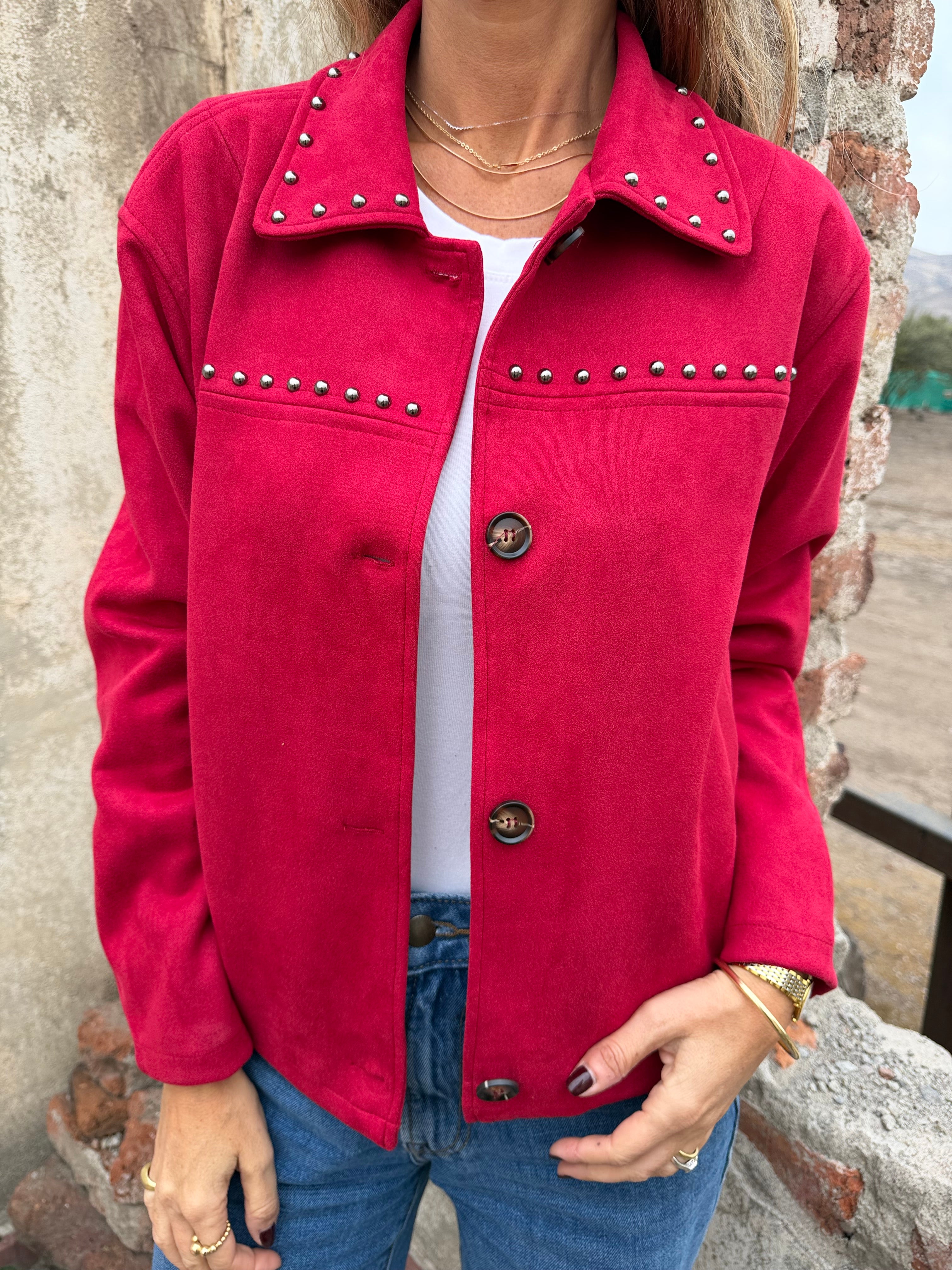 Chaqueta suede tachitas rojo italiano