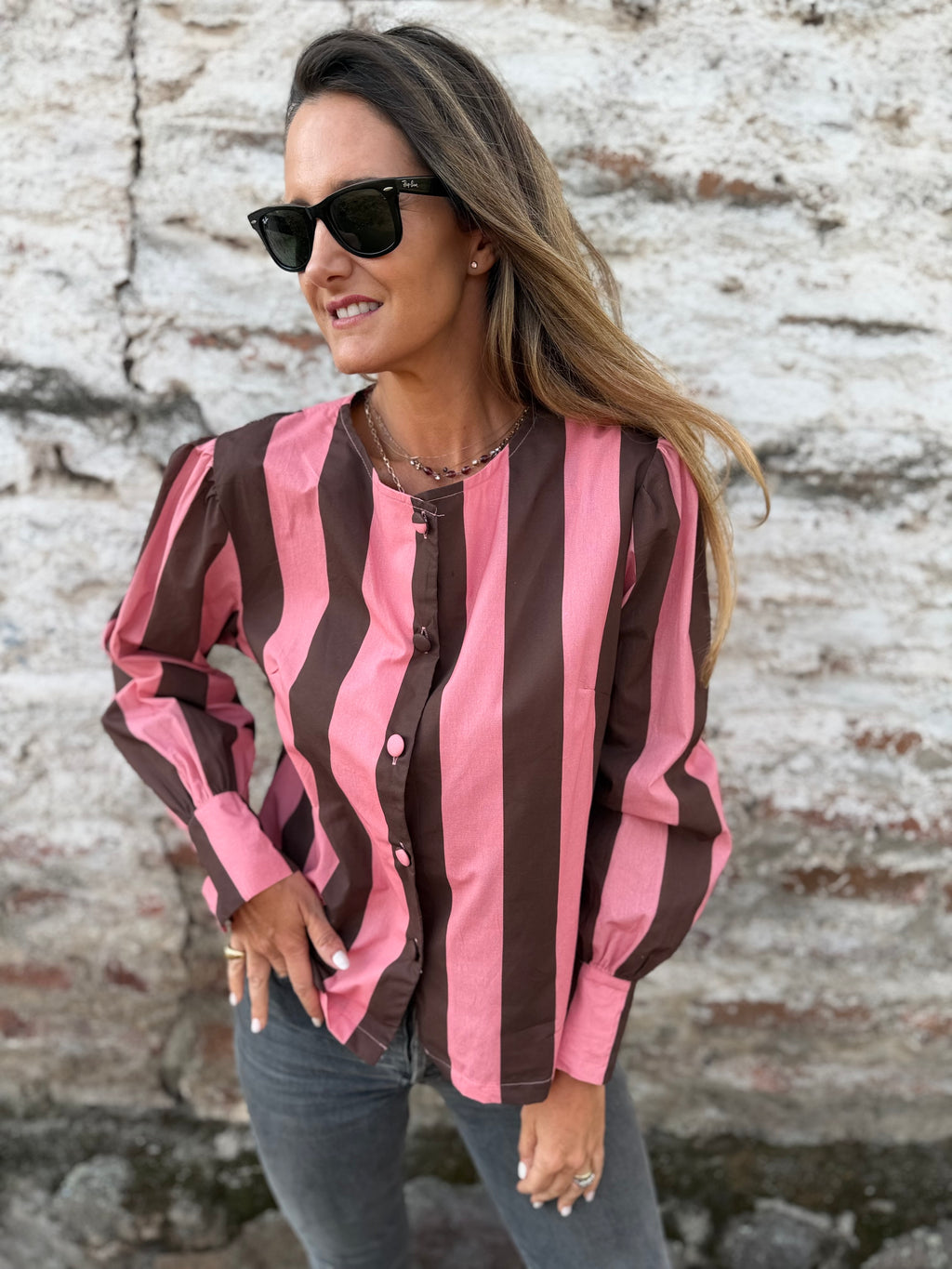 Blusa rayada café frambuesa