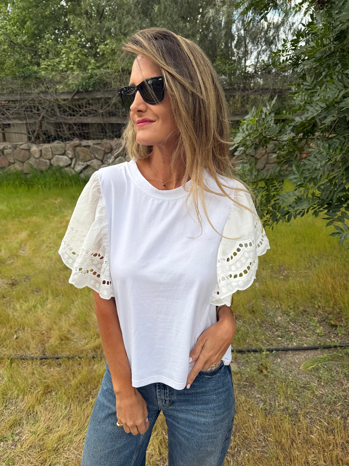 Polera mangas broderie blanca