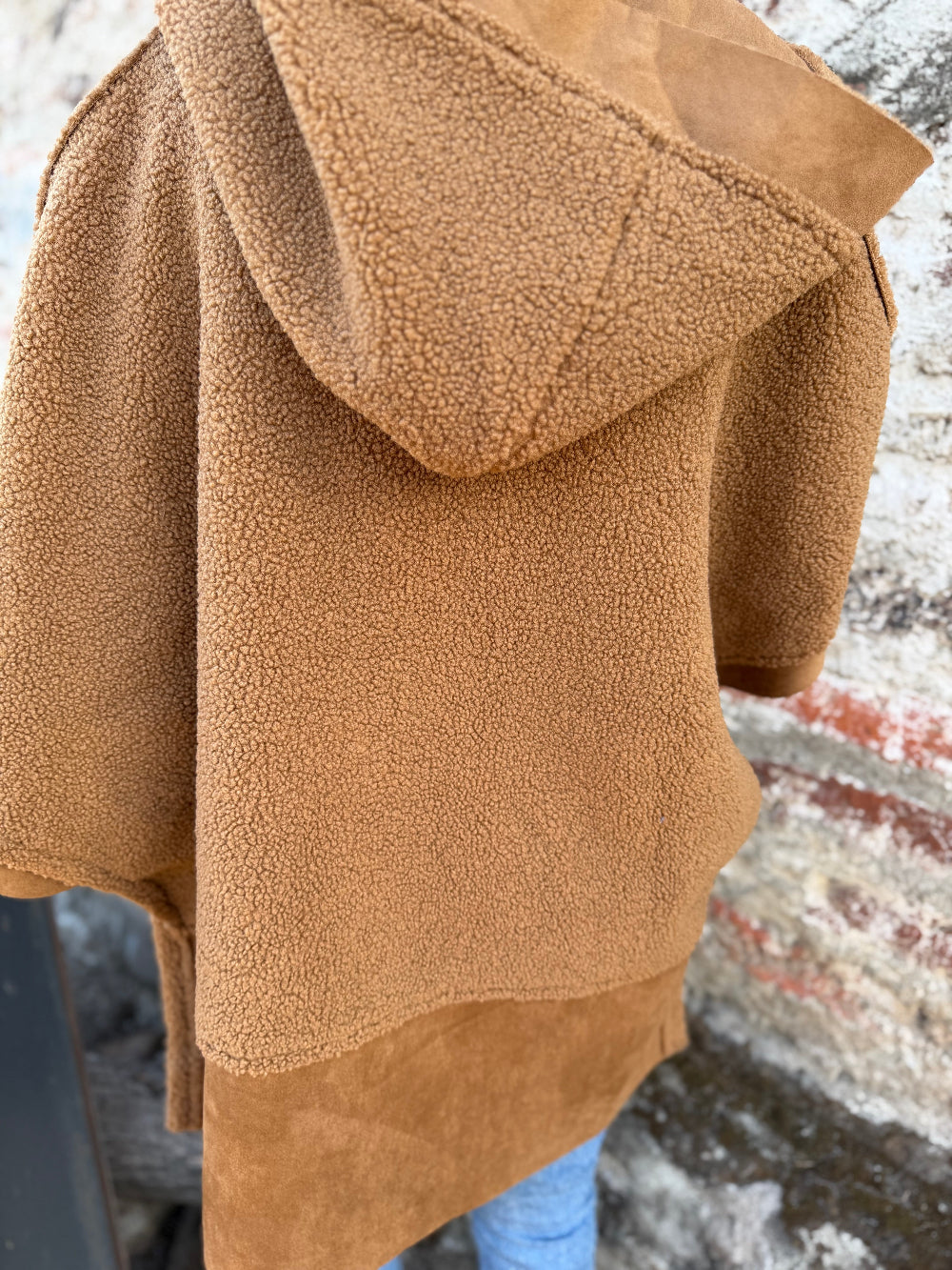 Poncho patagón camel