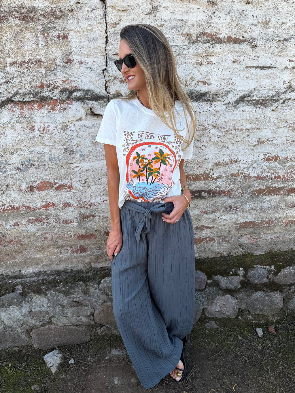 Palazzo crep lazo gris
