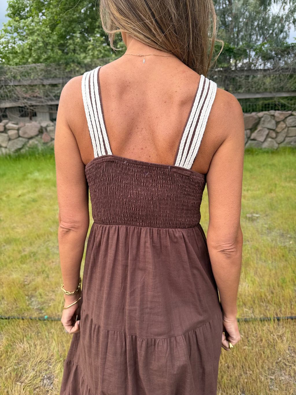 Vestido cordones café