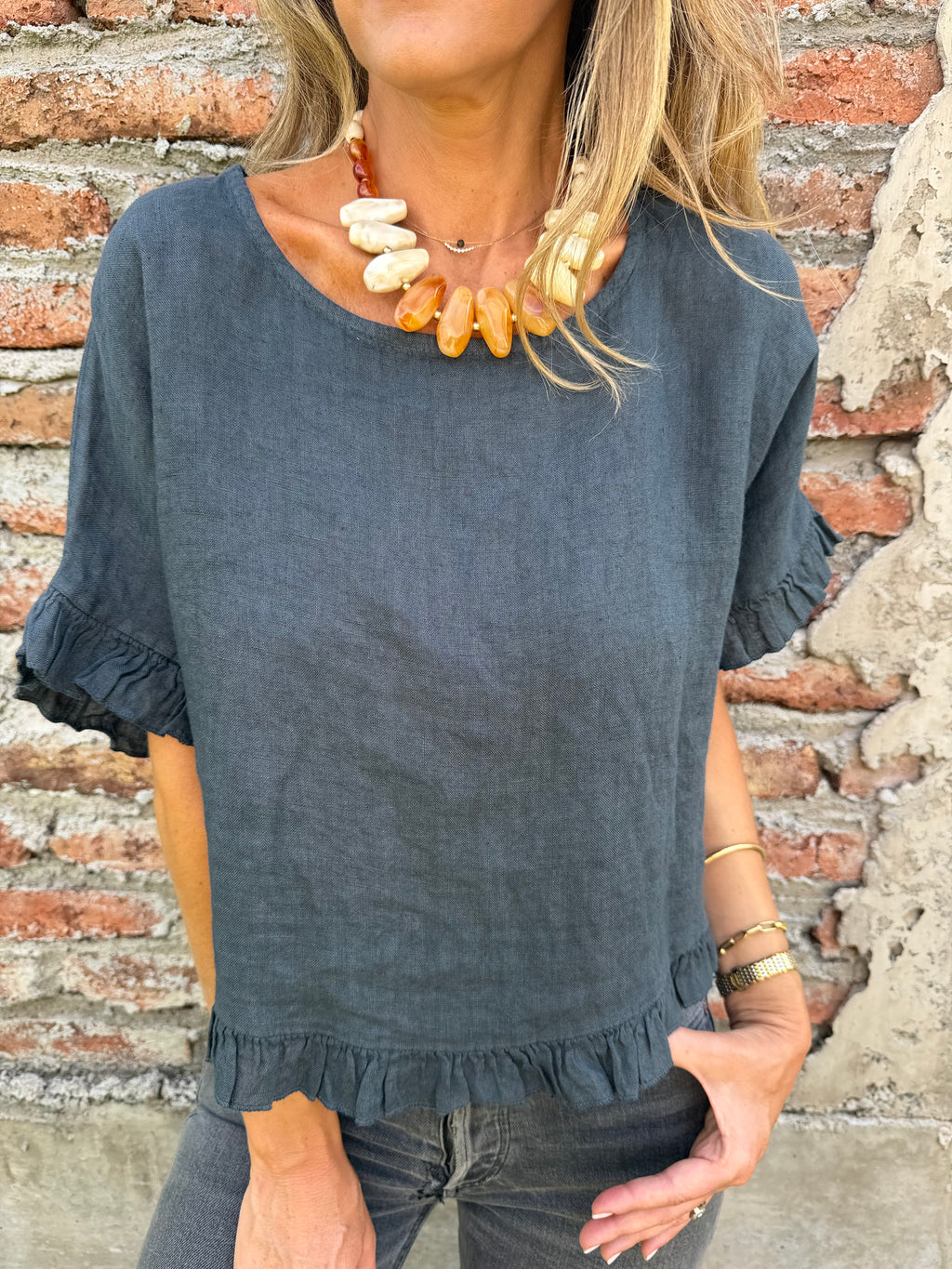 Blusa 100% lino vuelitos gris piedra