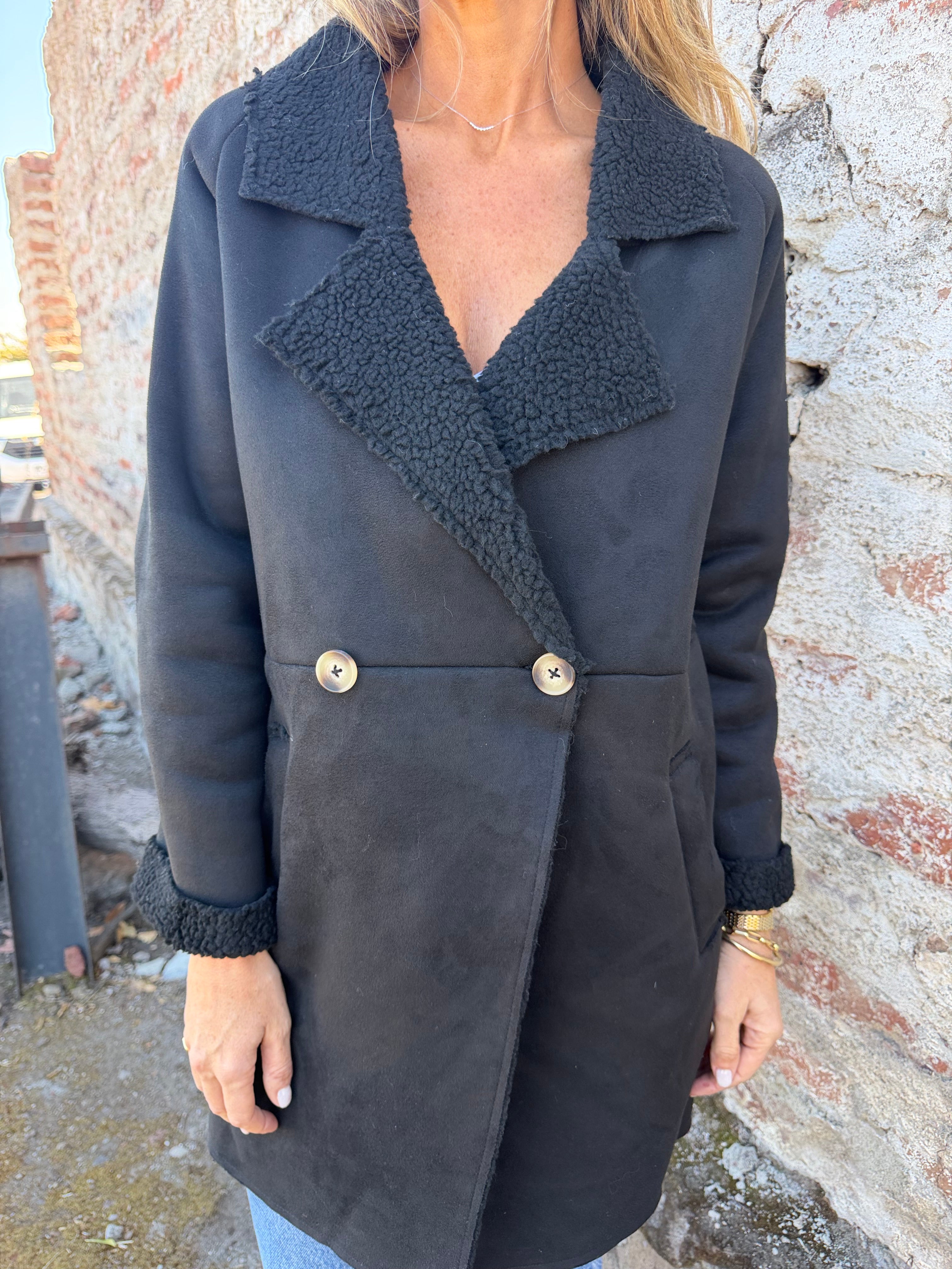 Gamulán suede chiporro negro