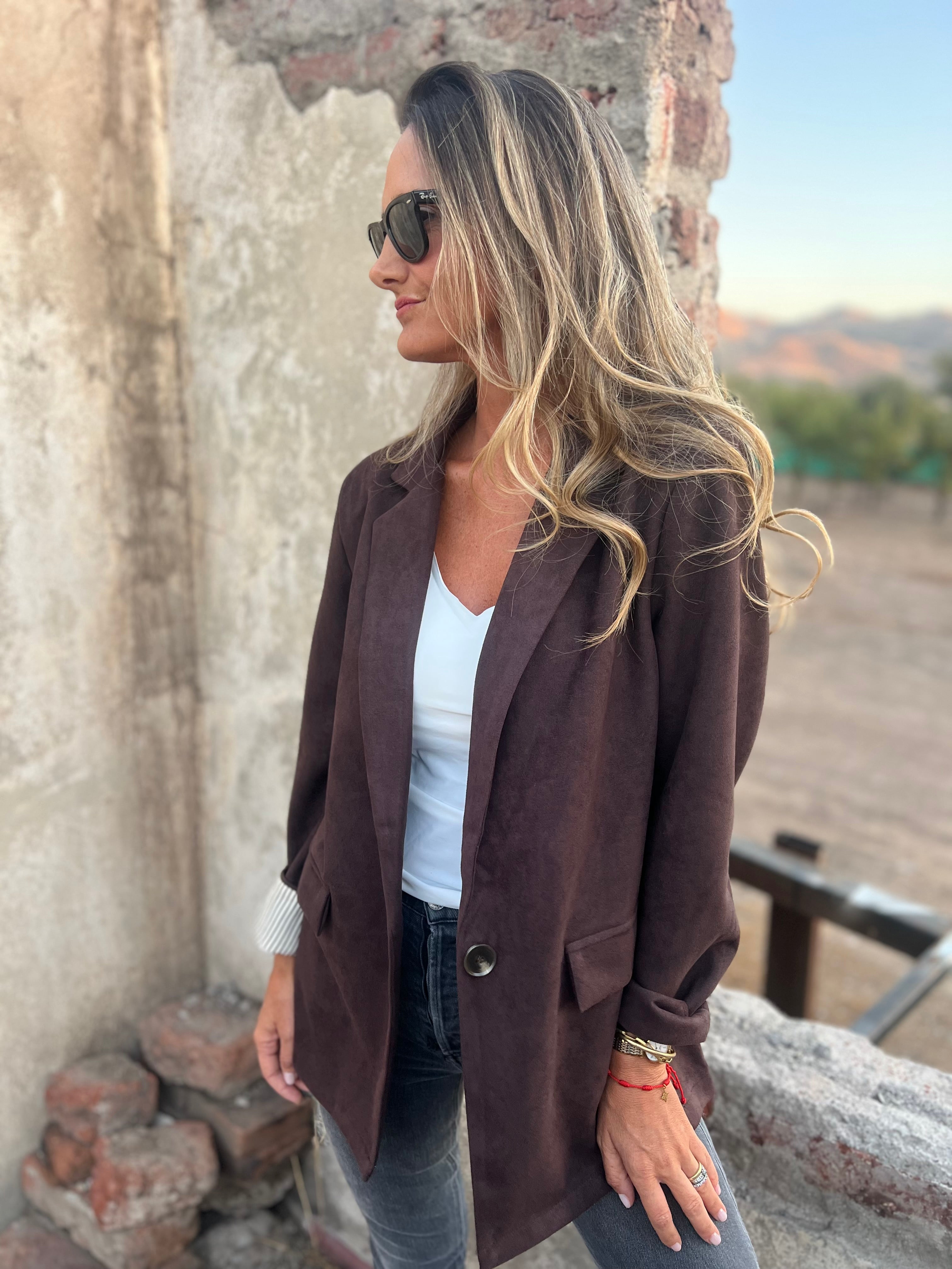 Blazer suede con doblez rayado chocolate