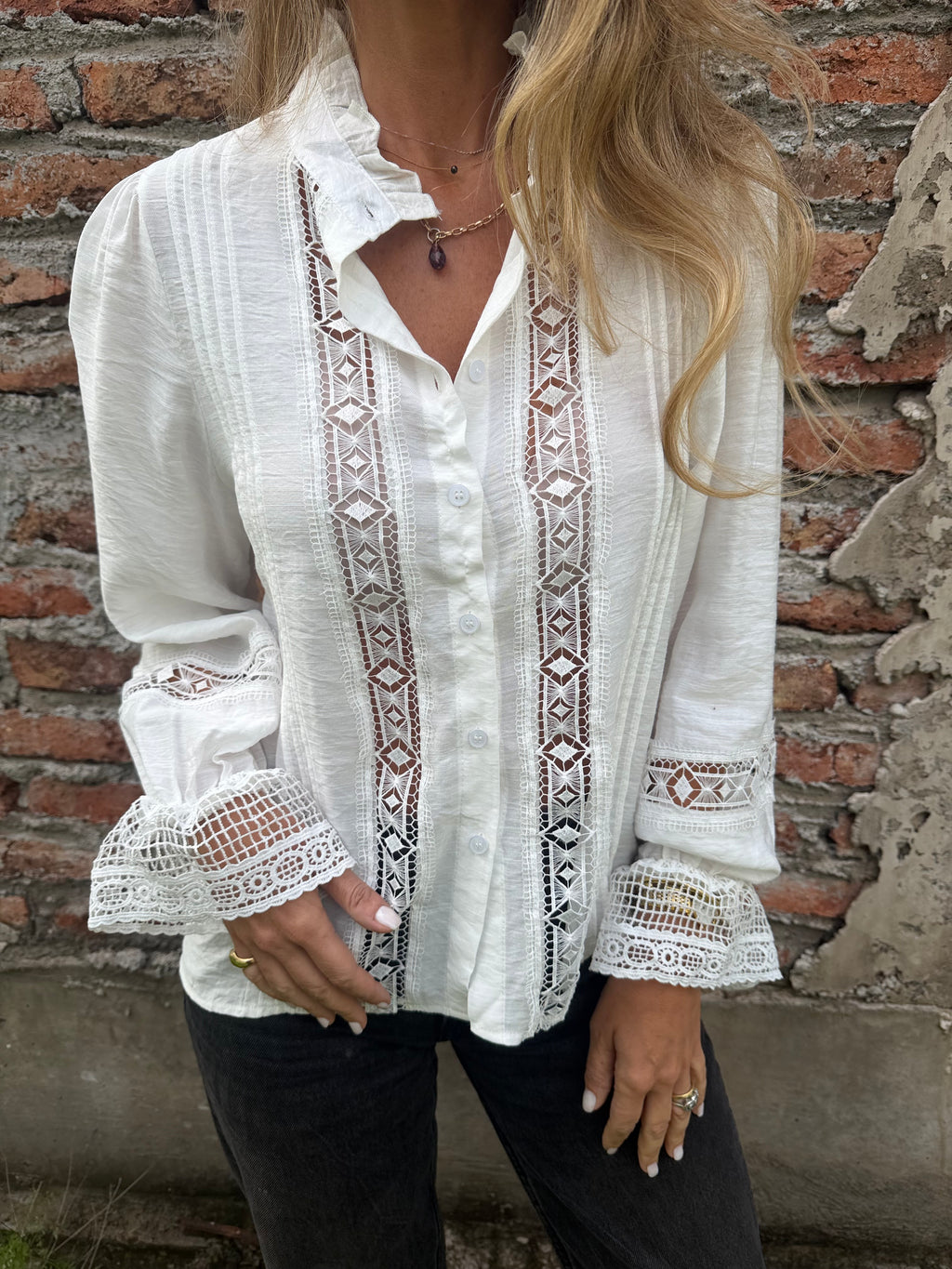 Blusa macramé central blanca
