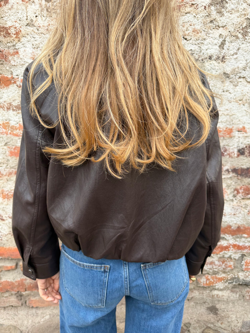 Chaqueta efecto cuero increíble café