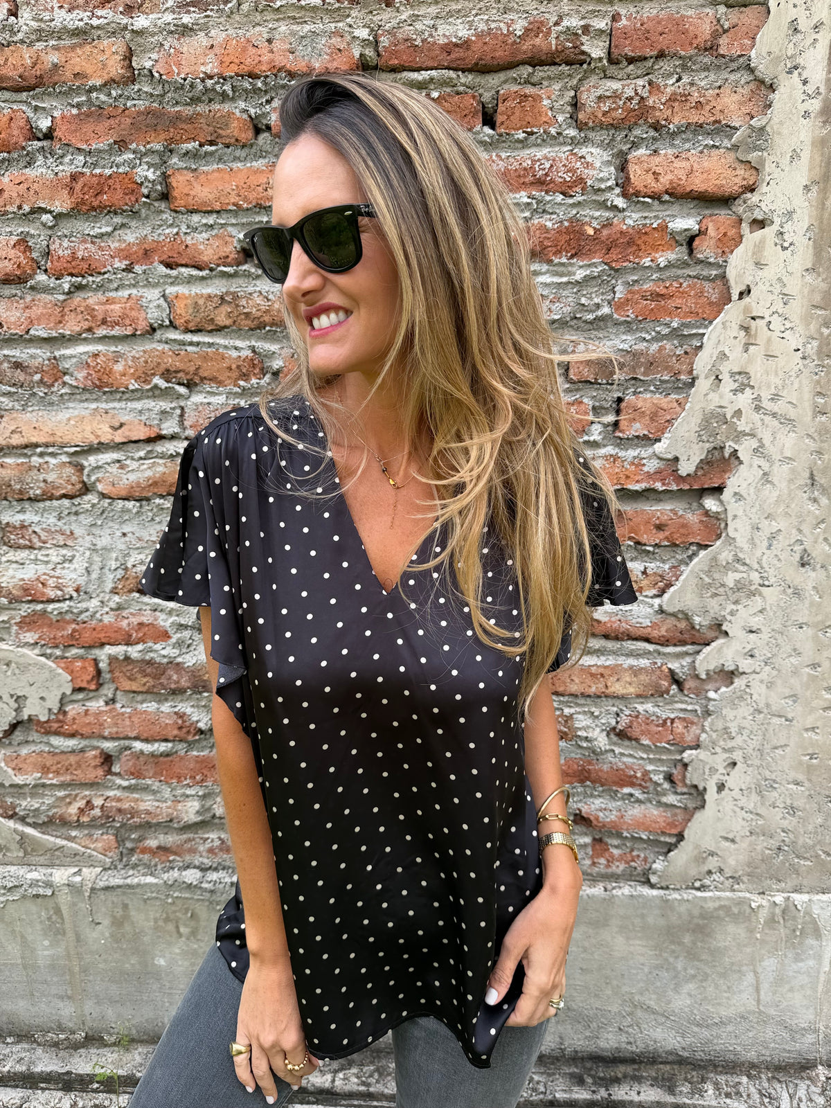 Blusa seda lunares negra