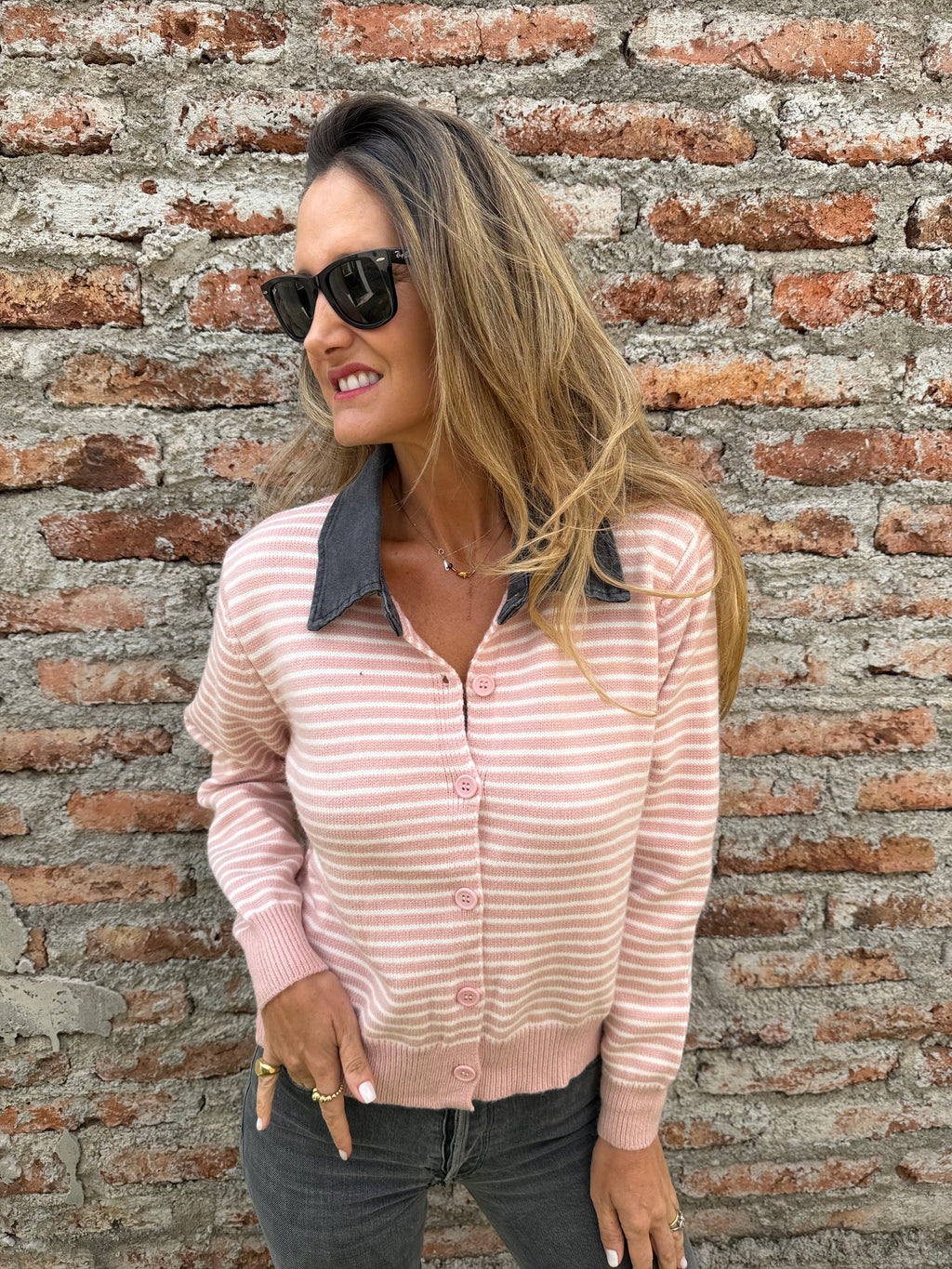 Chaleco líneas camisero cuello bluejean rosado