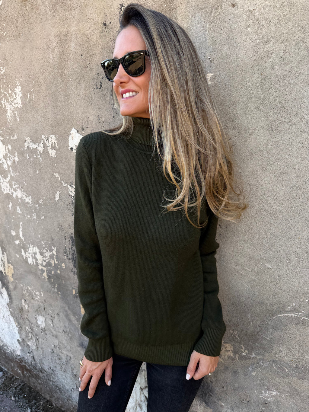 Chaleco cuello alto forrado verde oscuro