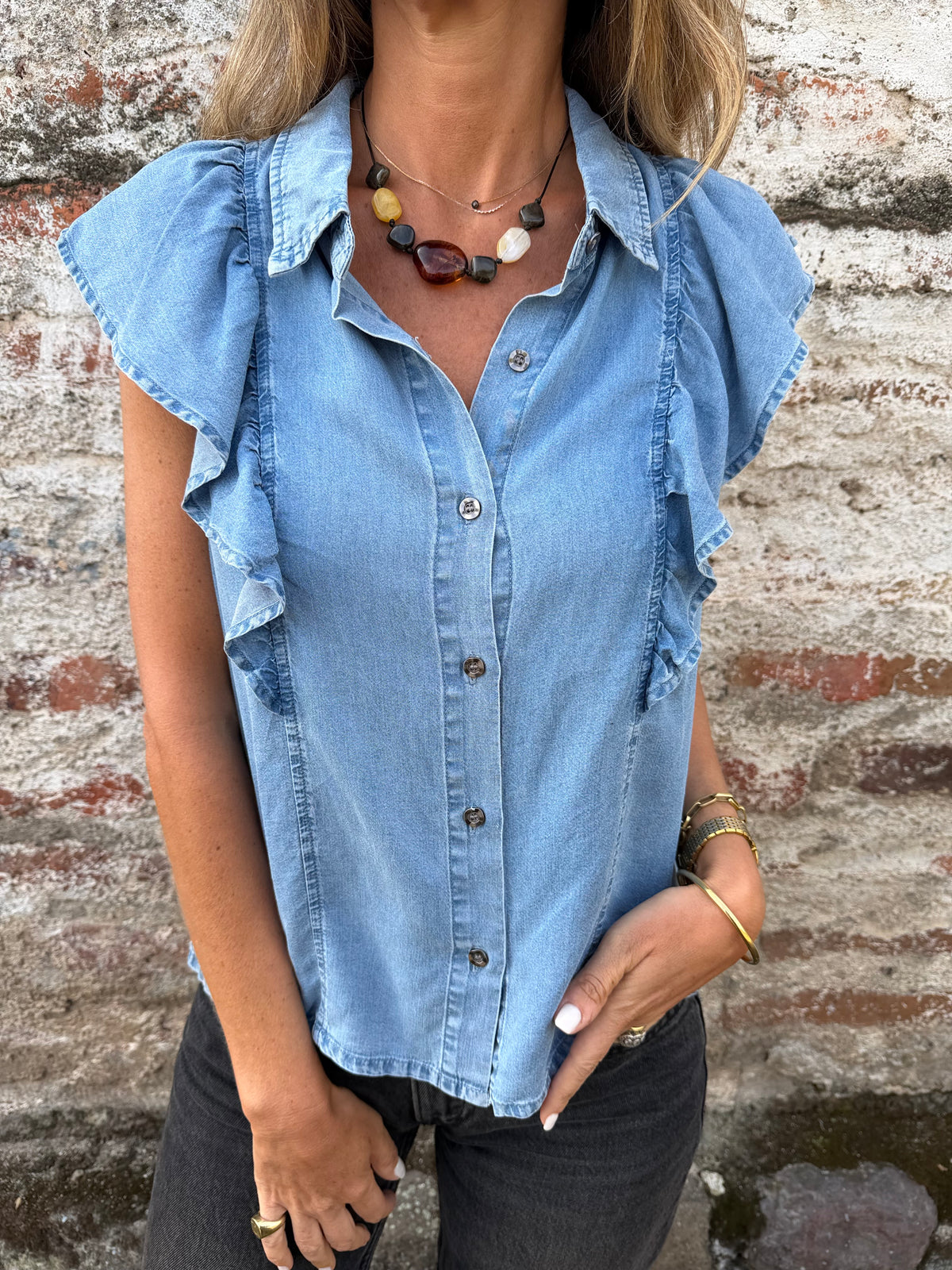 Blusa volados laterales tencel celeste