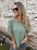 Blusa volados livianos verde musgo