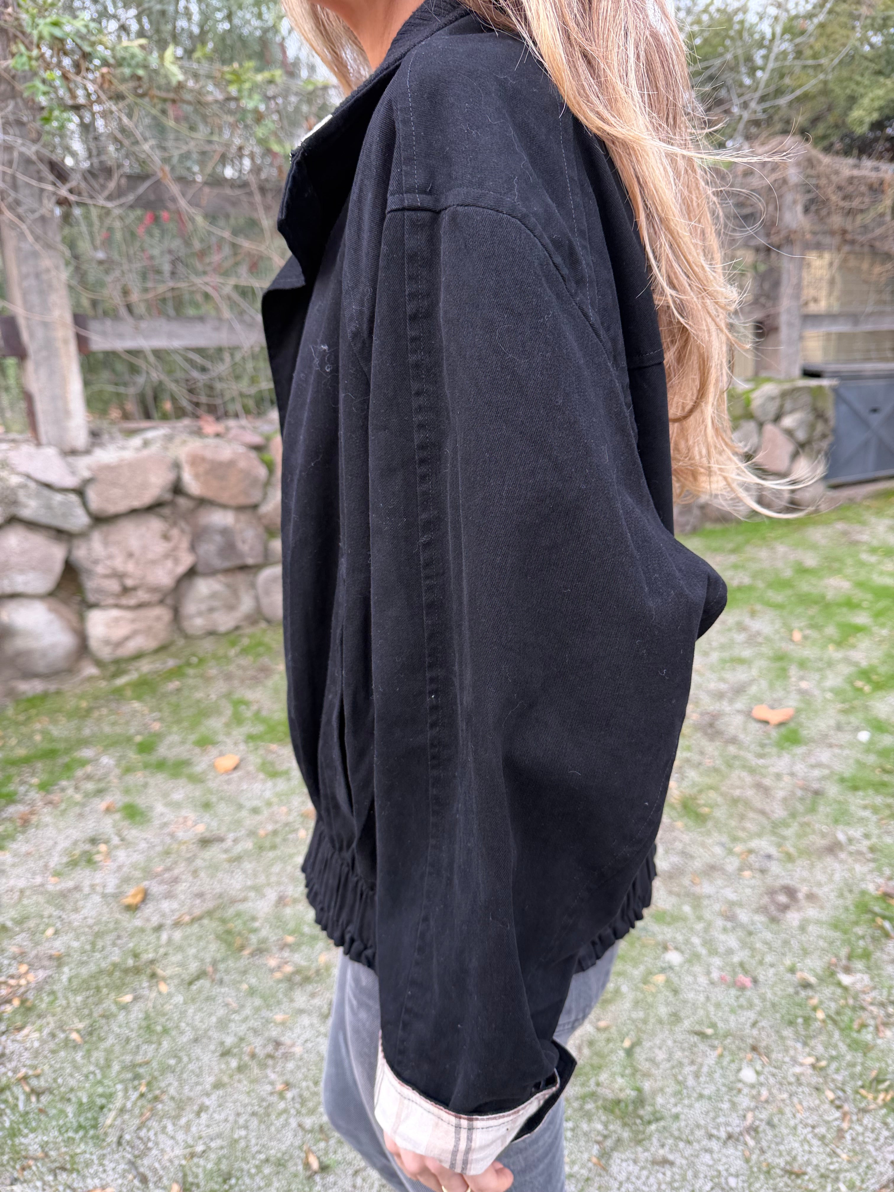 Bomber gabardina detalle escocés negra