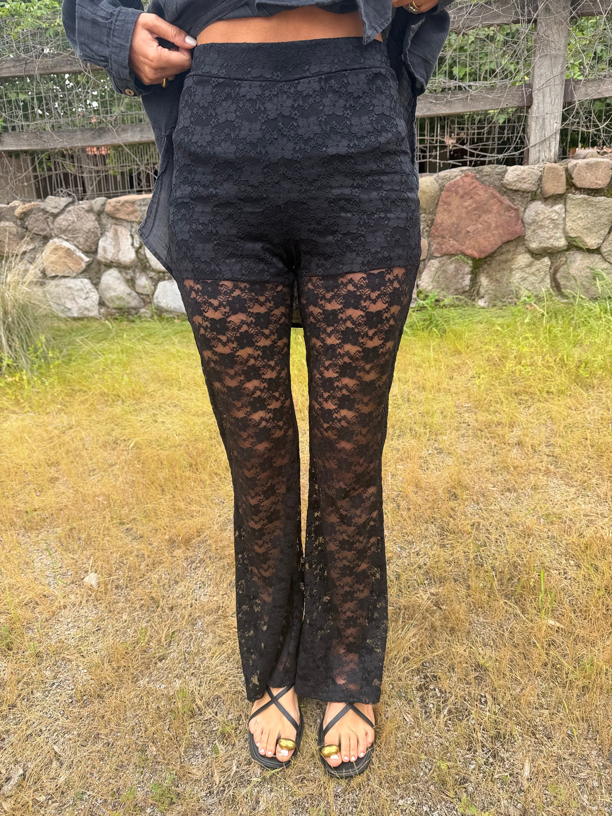 Pantalón encaje negro