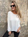 Maxxi polera lanilla bordes plateados blanca
