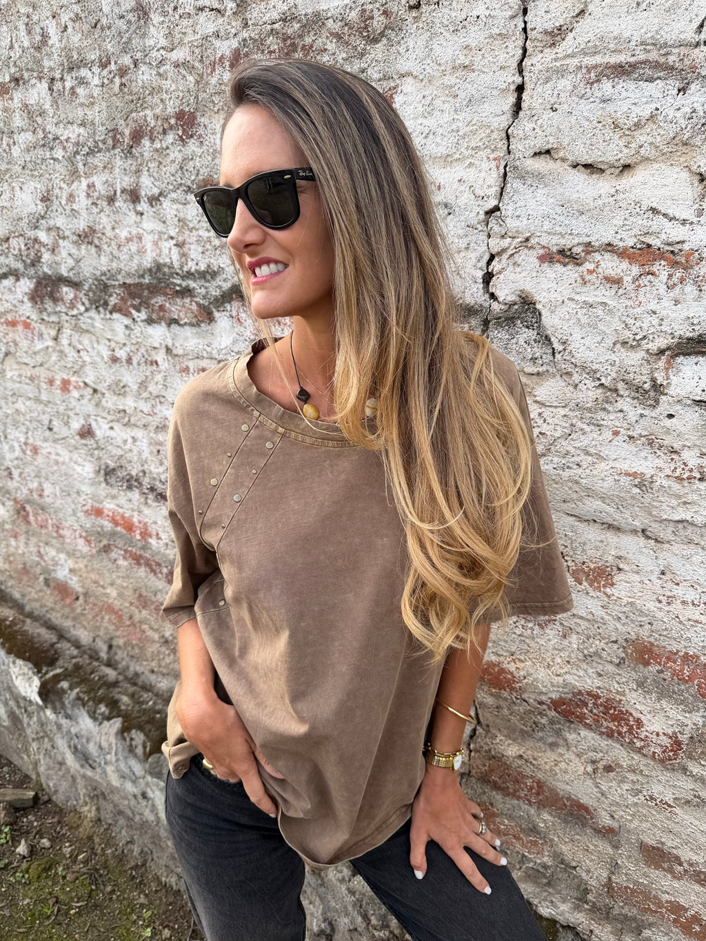 Maxxi polera tachas camel
