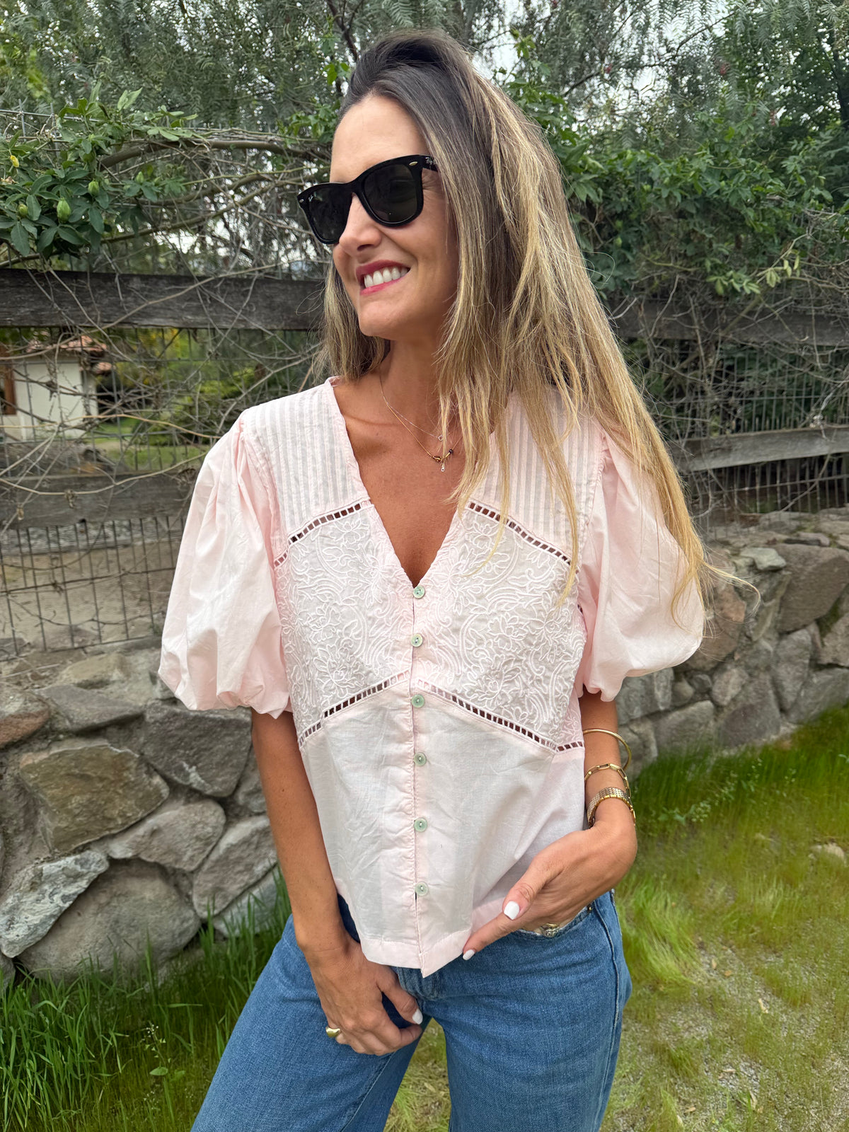 New blusa mangas abullonadas rosado claro