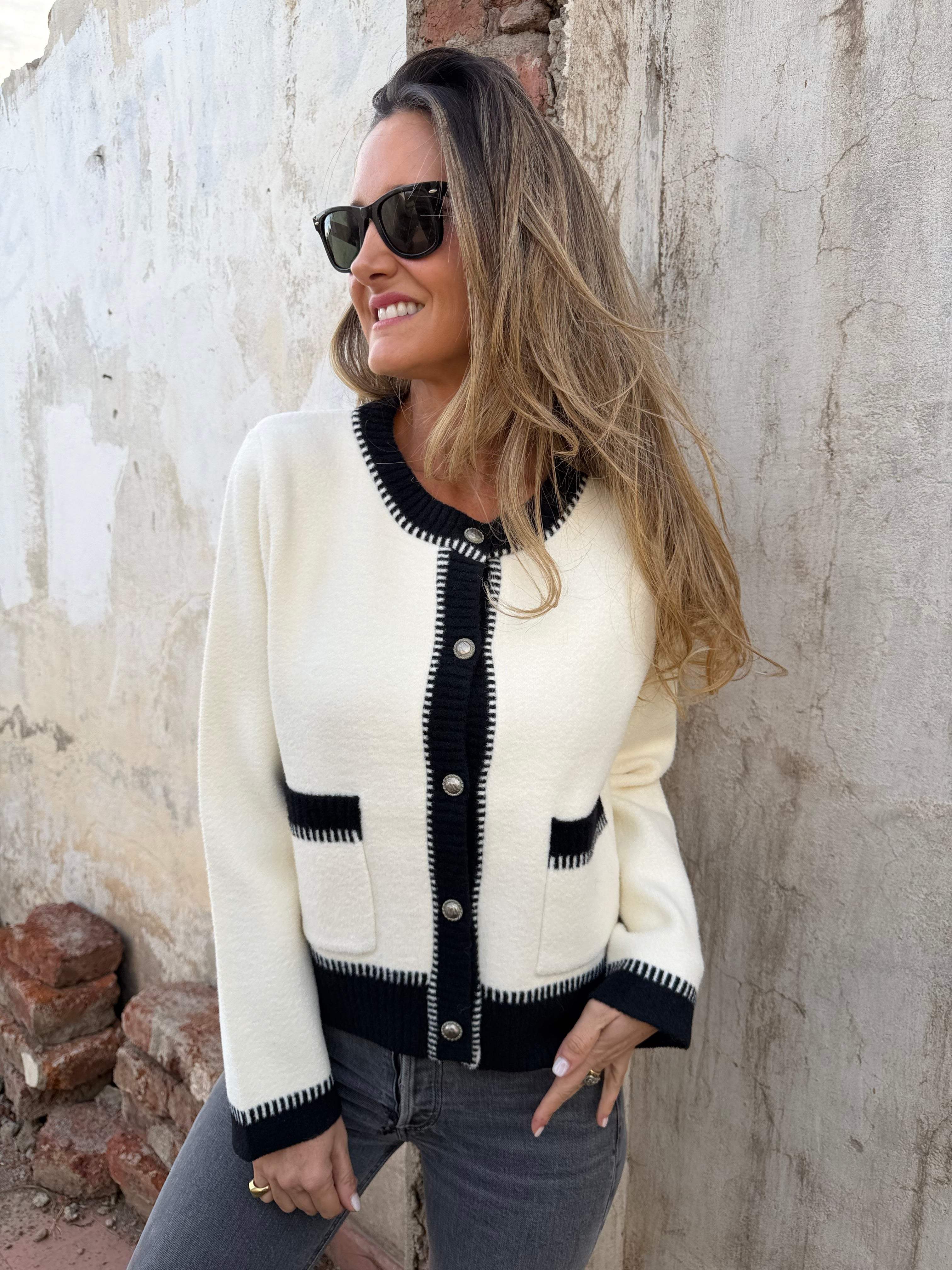 Chaquetita inglesa blanca