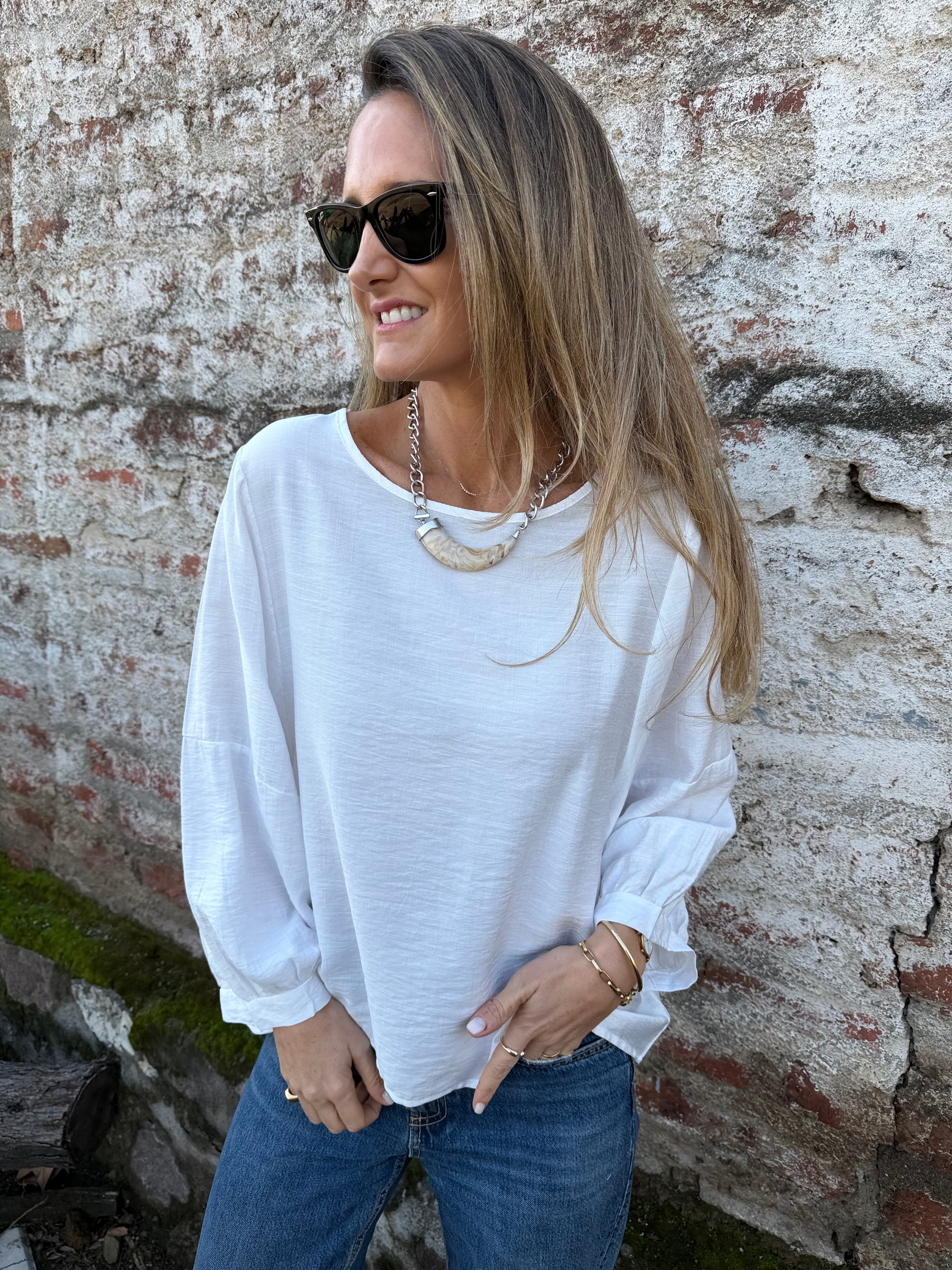 Blusa rayón manguitas globo blanca