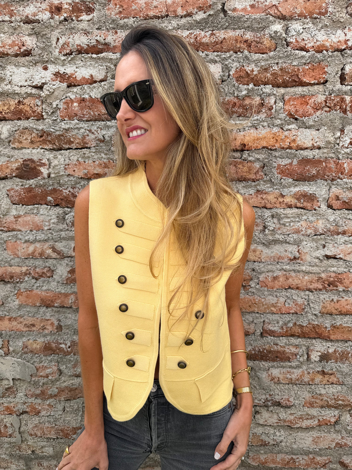 Chaqueta tejida napoleón amarilla