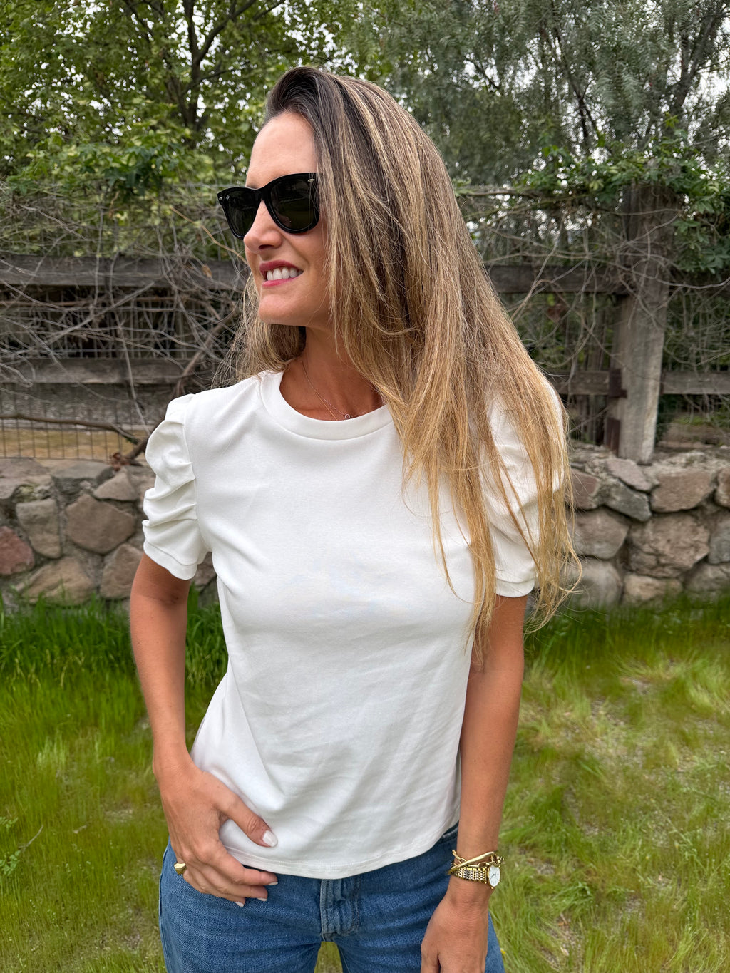 Polera algodón hombros globo blanca