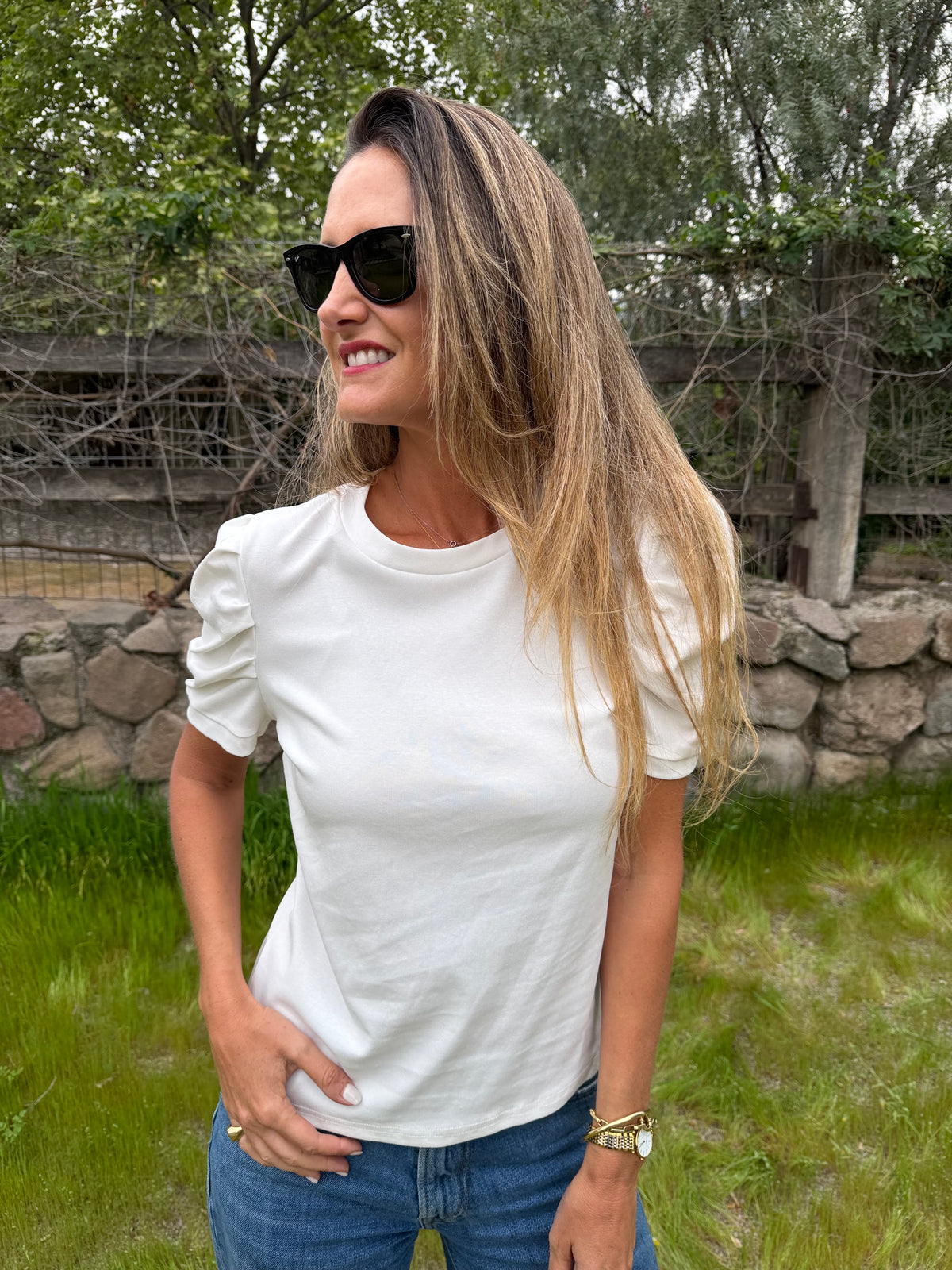 Polera algodón hombros globo blanca