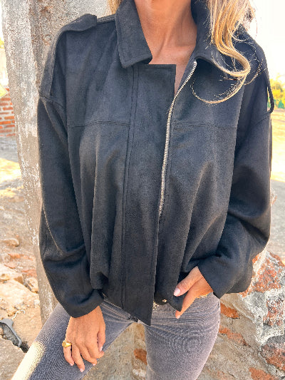 Chaqueta efecto gamuza negra