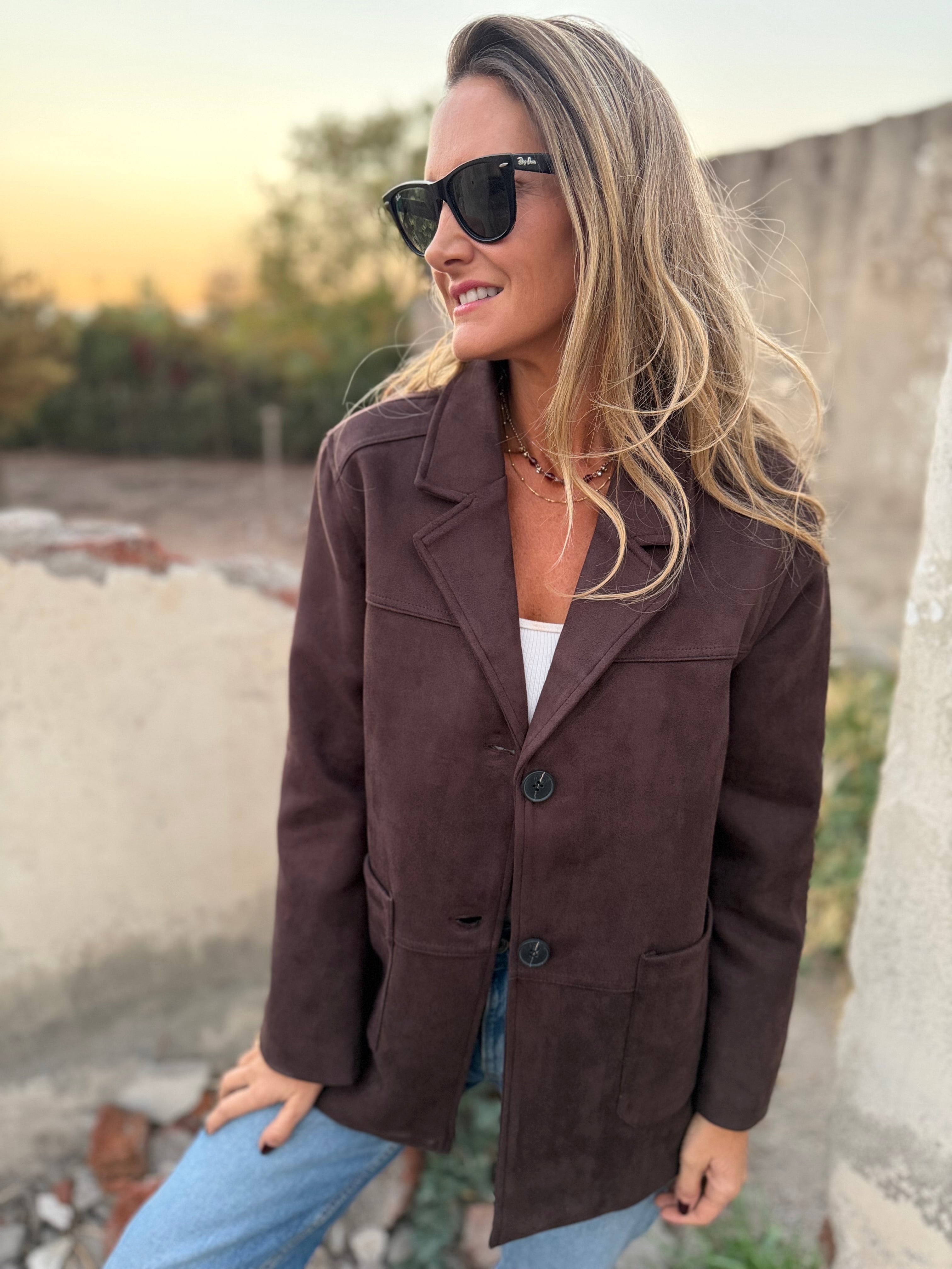 Chaquetón efecto gamuza soñado café