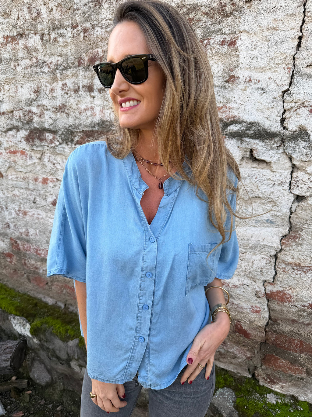 Blusa tencel clásica celeste