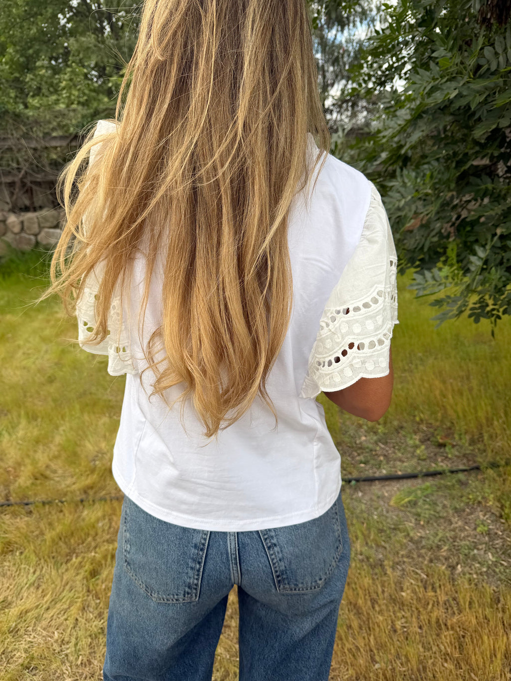 Polera mangas broderie blanca