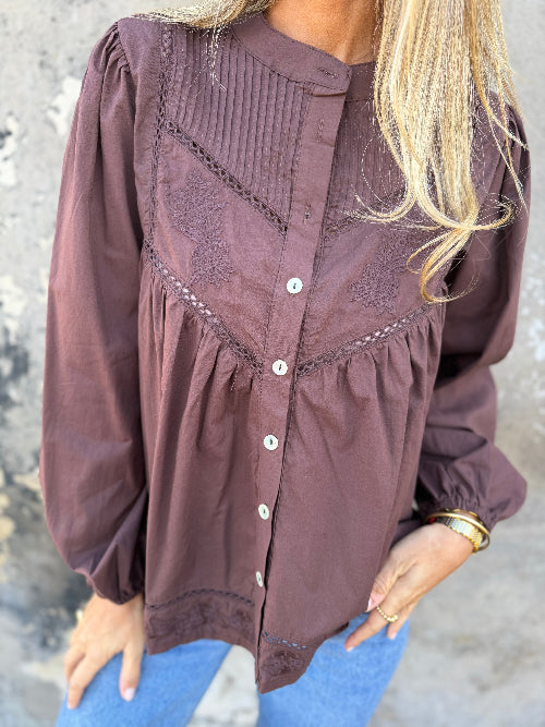 Blusa cedrón café