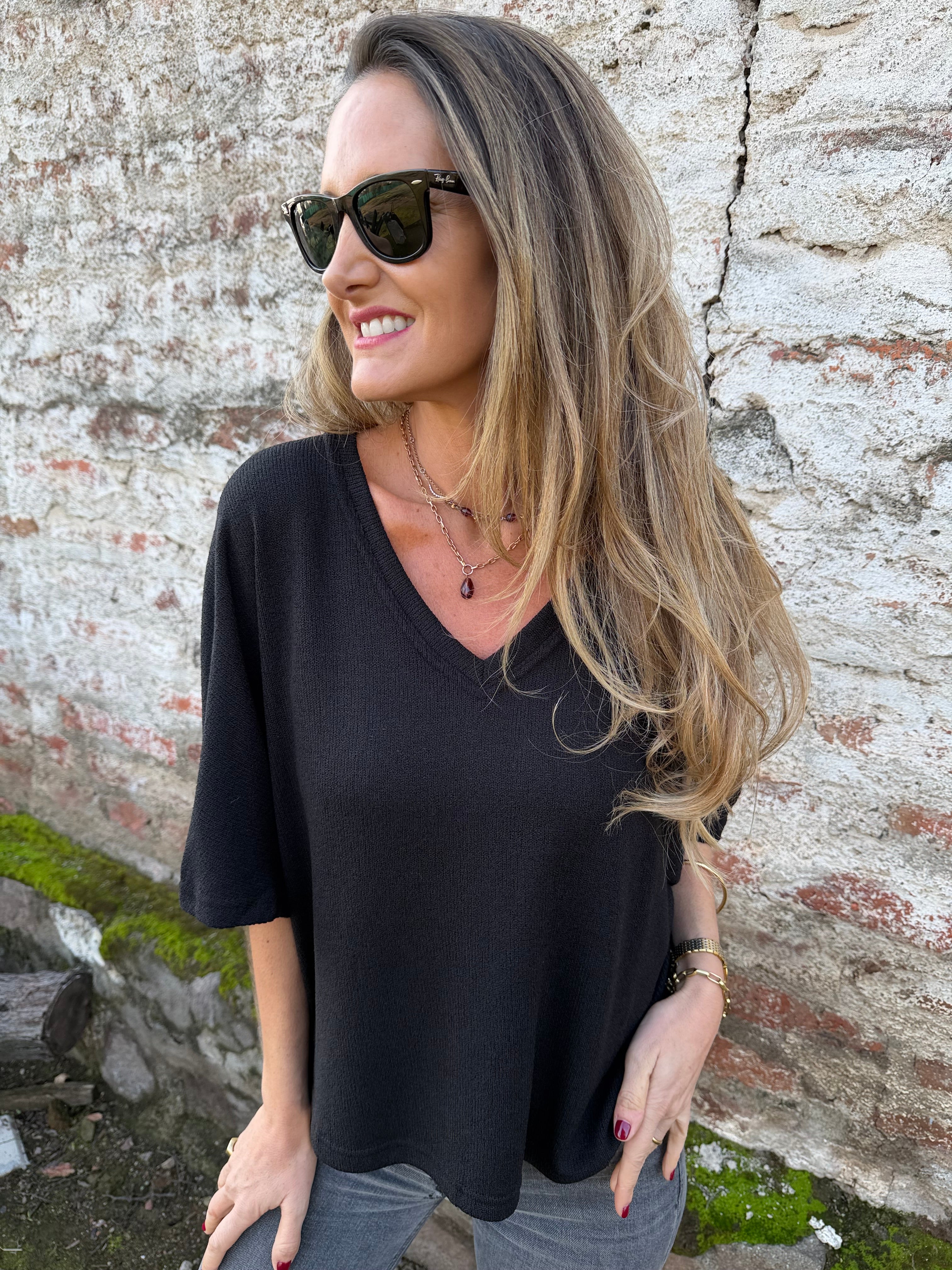 Polera tejida mangas amplias negra