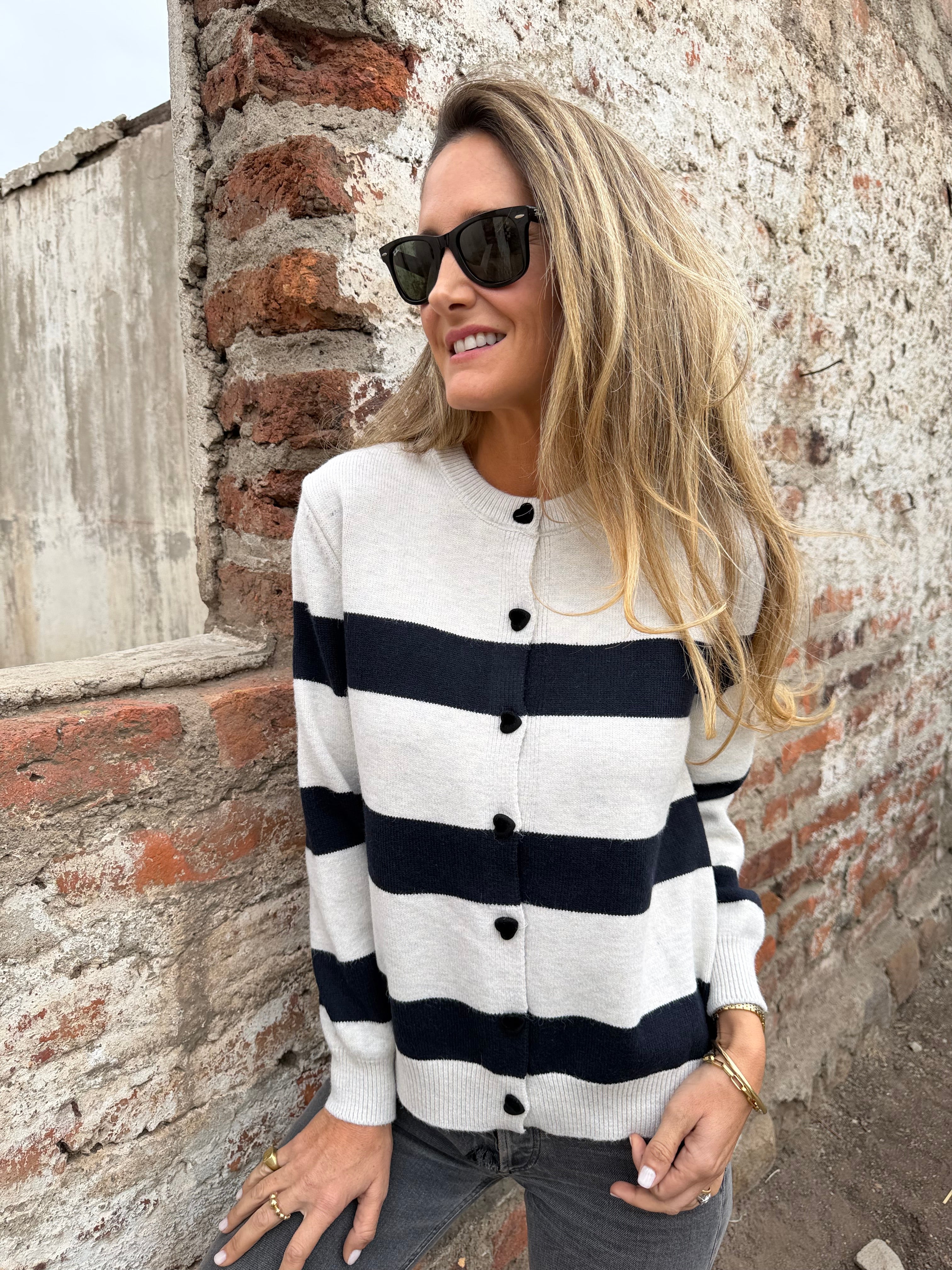 Chaleco navy botones terciopelo blanco
