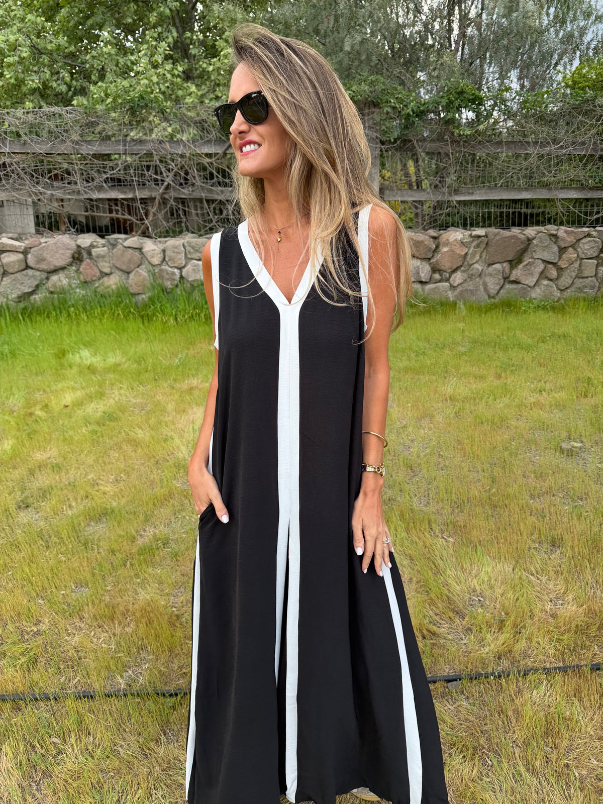 Vestido negro y blanco