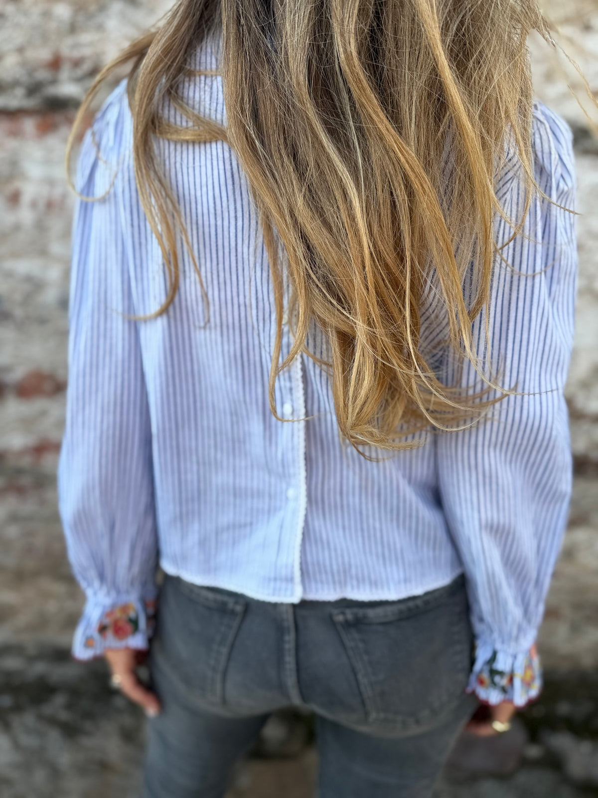 Blusa mangas vuelos floreados celeste
