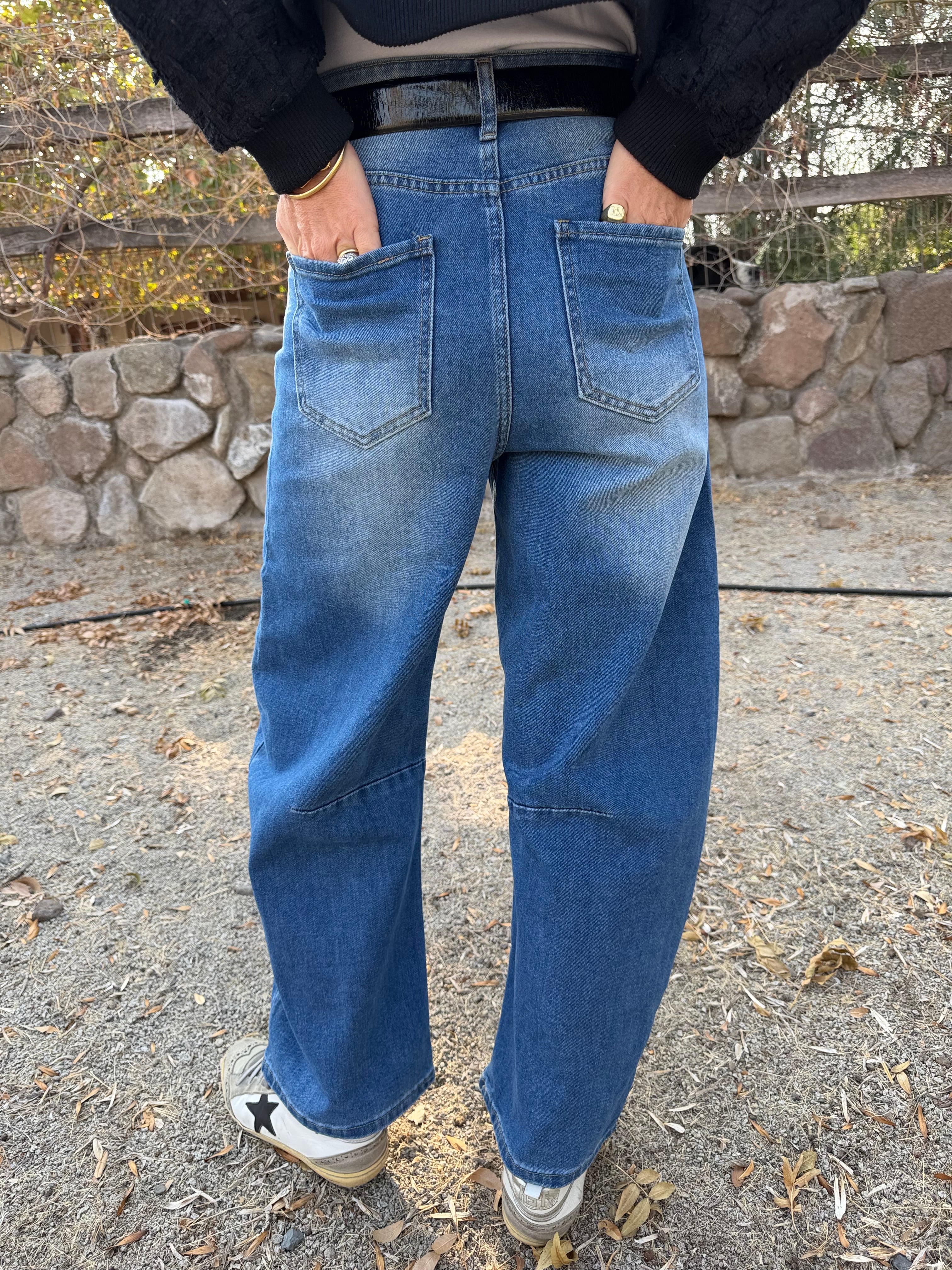 Bluejean tipo barrel zara celeste