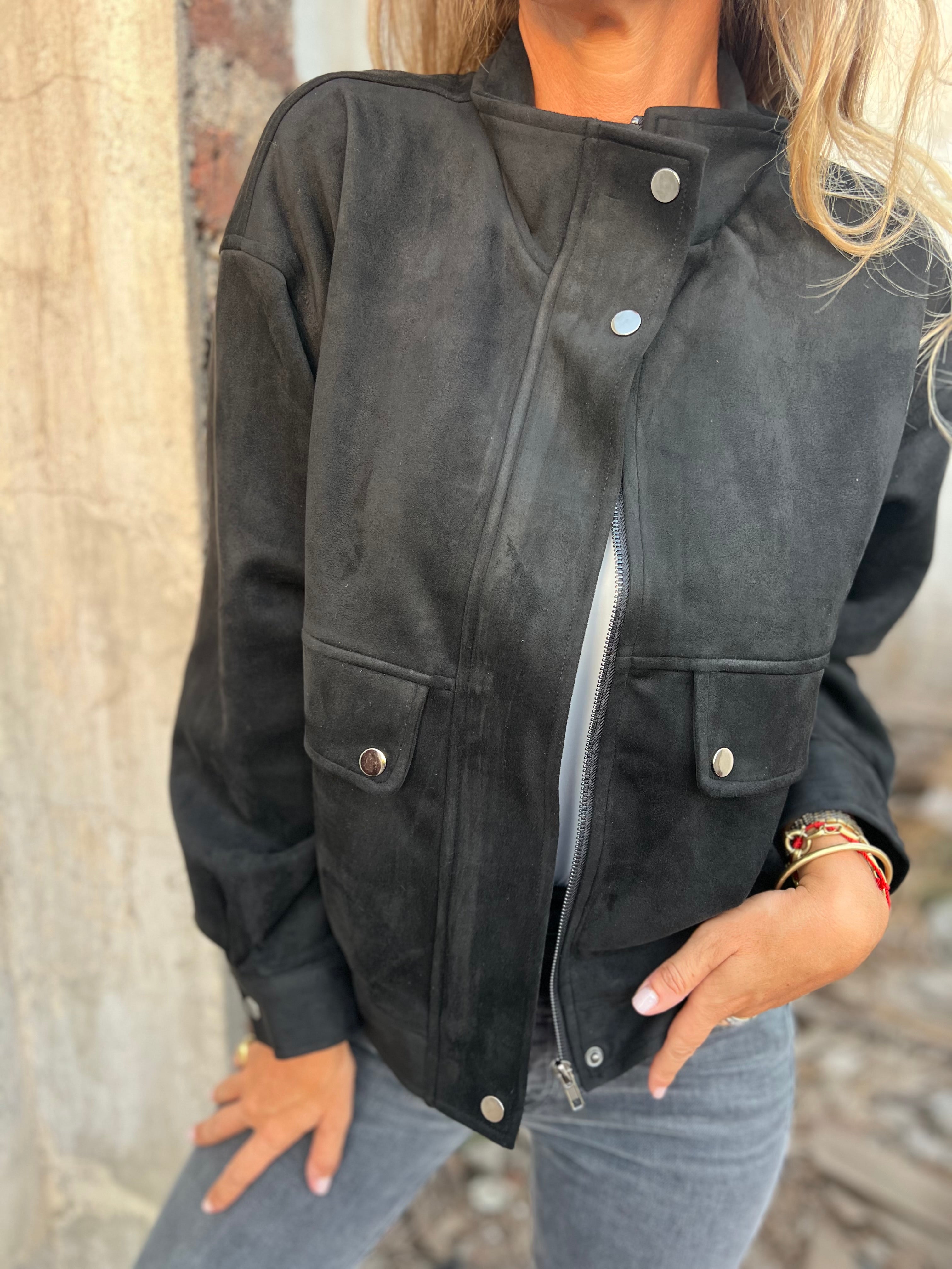 Chaqueta suede bolsillo grande negro