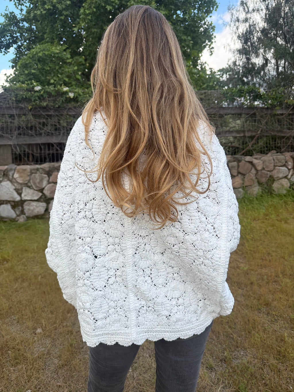 Tapado macramé blanco
