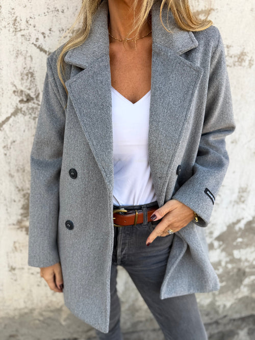 Abrigo acolchado gris