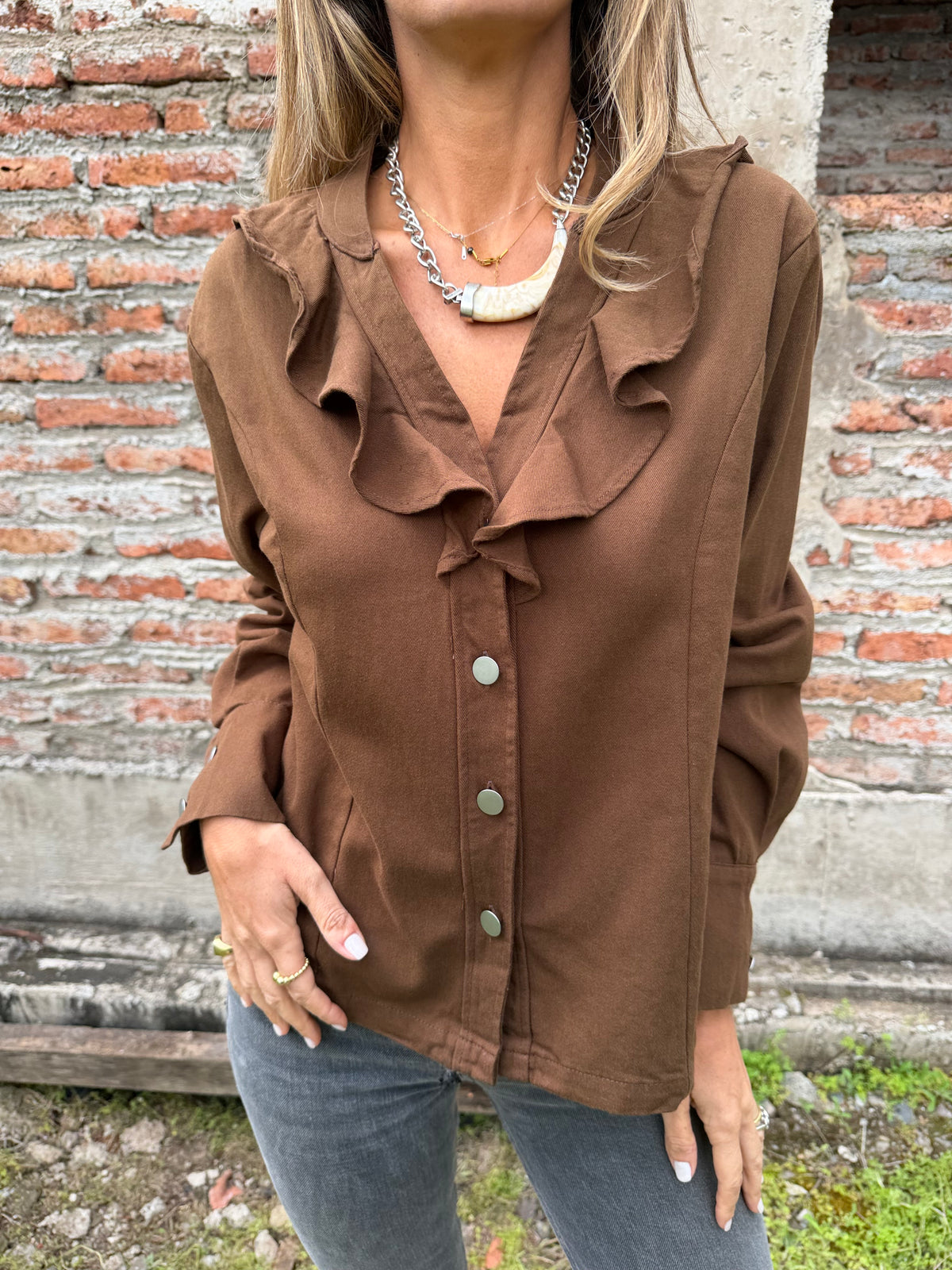 Blusa bluejean vuelos café