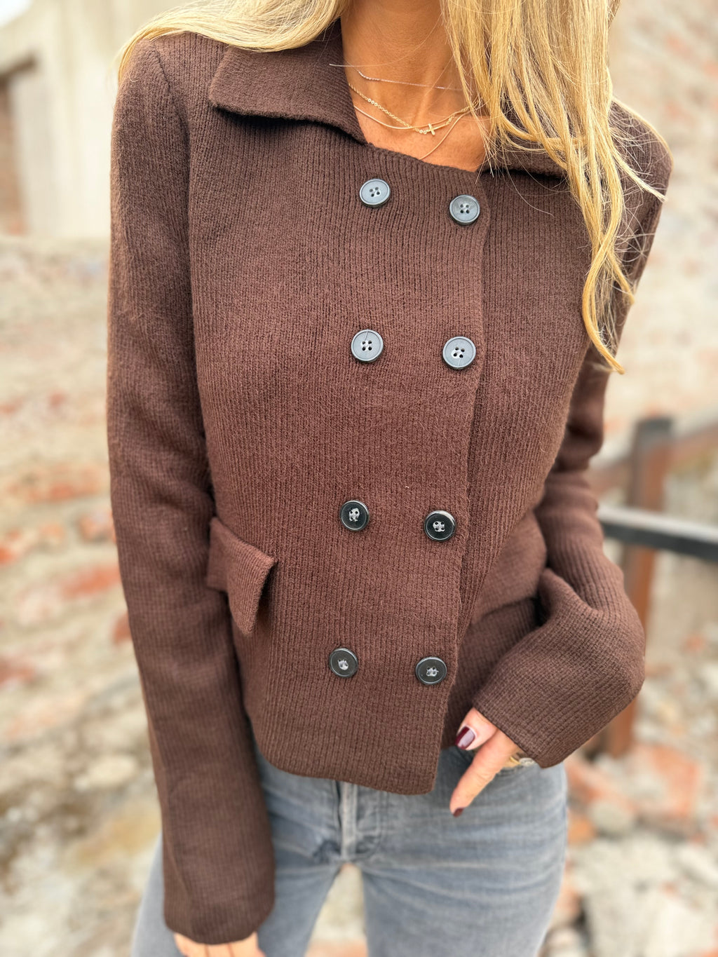Chaleco tipo chaquetita café